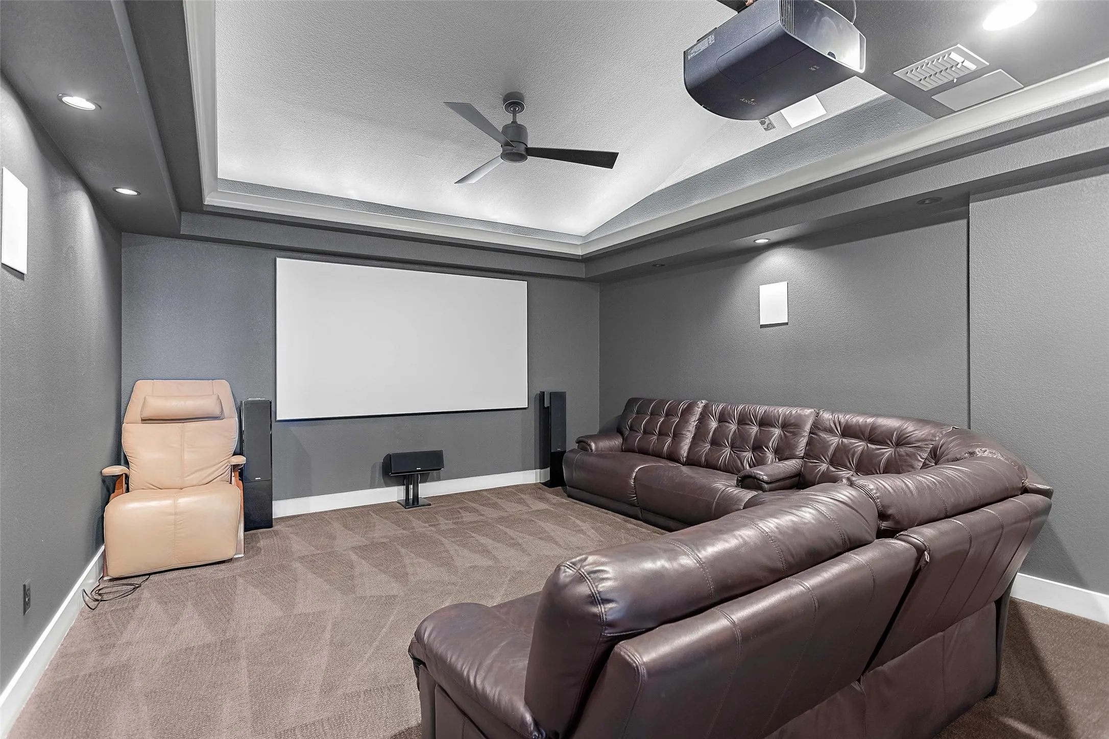 Single Family Residence For Rent in Denton County , 4431 Woodbine Lane, Prosper, Texas 75078, 5 Bedroom, 6 Bathroom, 3 Garage spaces, 5,109 Sqft, built in 2016, mls#21403395, Real Estate Agent in Prosper, Homes For Rent in Denton county, Homes For Rent in Prosper, Realtor in Prosper Texas, Real Estate Brokerage Independent Realty Texas, Luminita Cordes Realtor