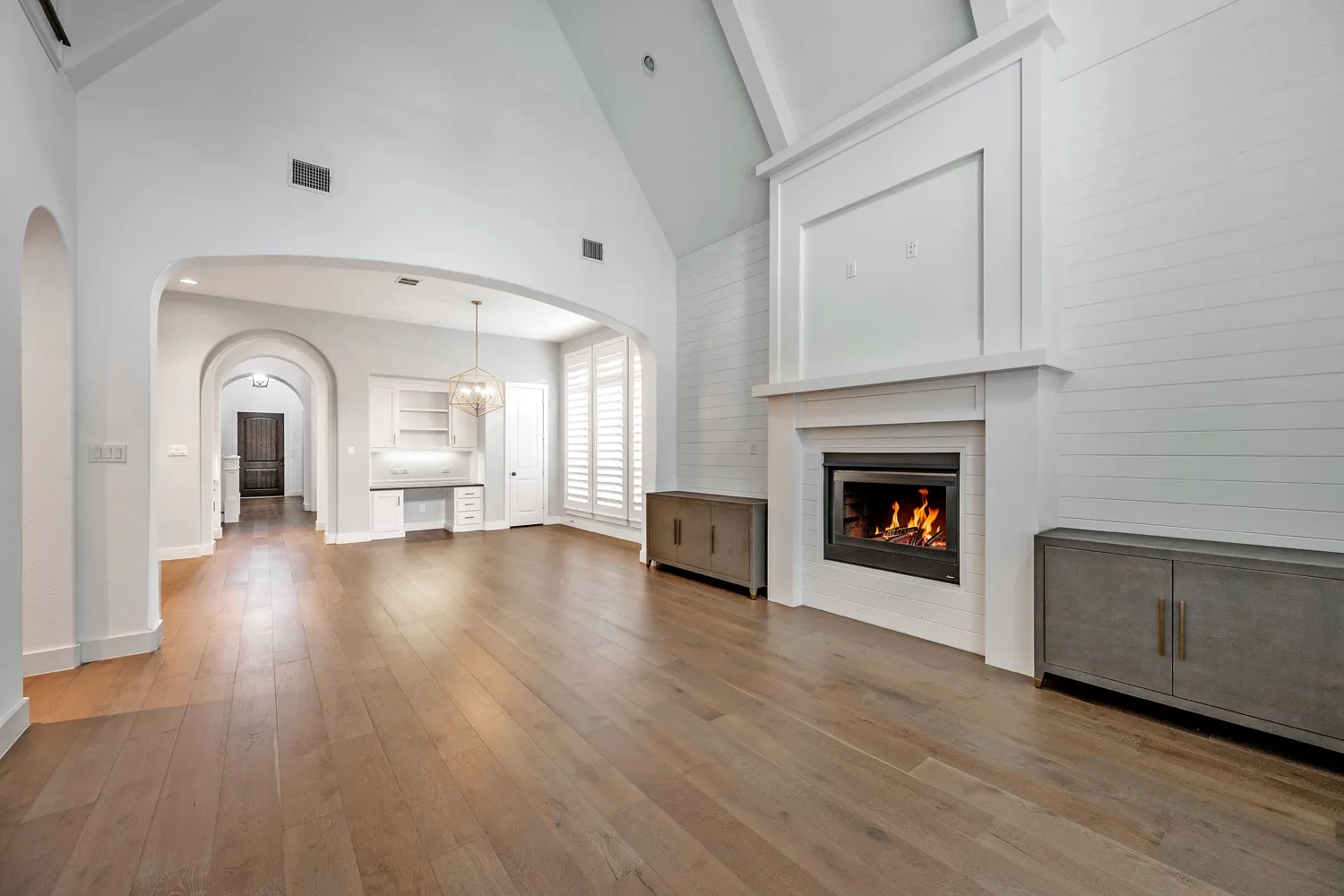 Single Family Residence For Rent in Denton County , 4431 Woodbine Lane, Prosper, Texas 75078, 5 Bedroom, 6 Bathroom, 3 Garage spaces, 5,109 Sqft, built in 2016, mls#21403395, Real Estate Agent in Prosper, Homes For Rent in Denton county, Homes For Rent in Prosper, Realtor in Prosper Texas, Real Estate Brokerage Independent Realty Texas, Luminita Cordes Realtor