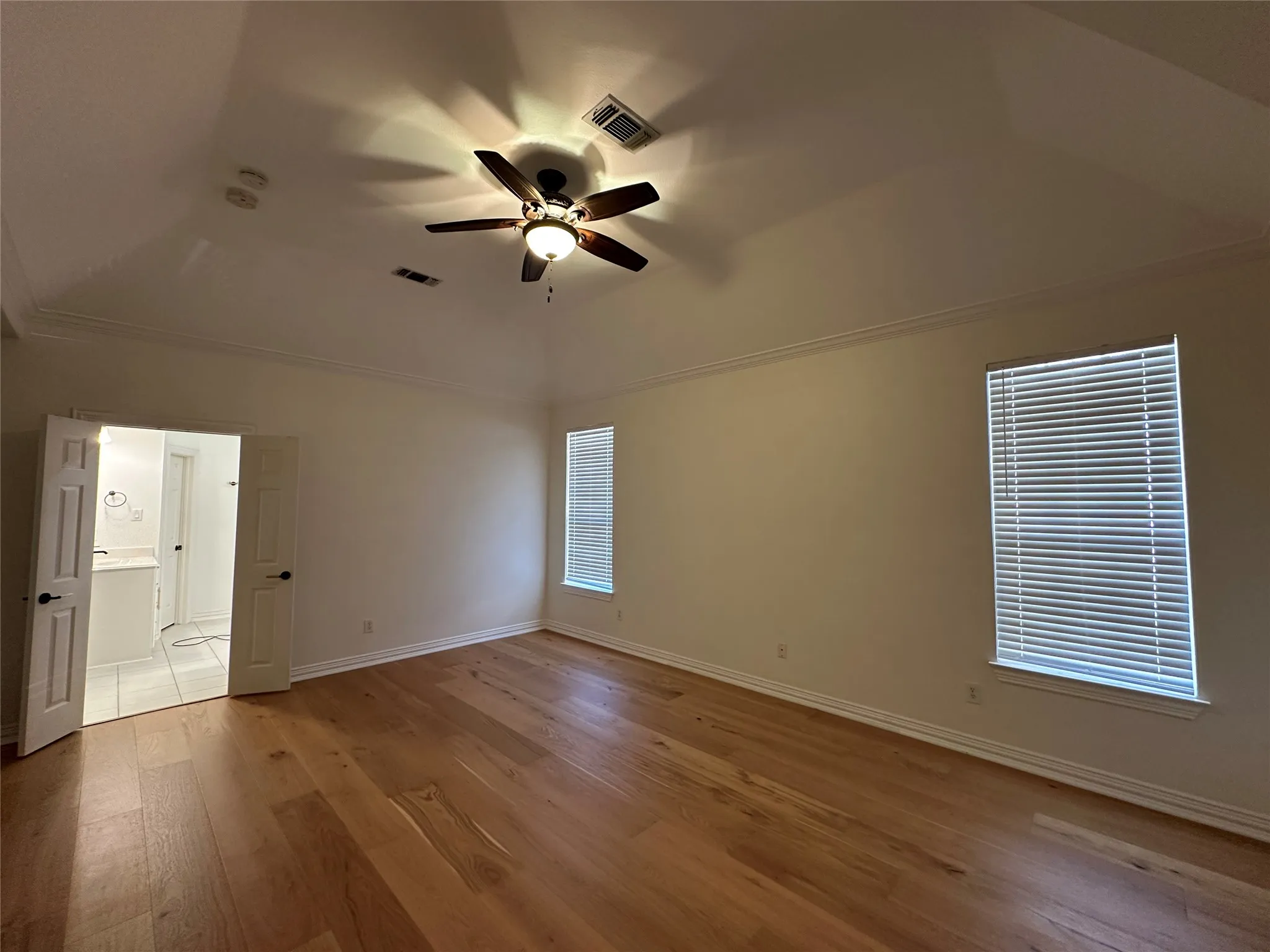 Single Family Residence For Sale in Collin County , 1107 Dunlay Court, Allen, Texas 75013, 5 Bedroom, 4 Bathroom, 3 Garage spaces, 3,243 Sqft, built in 1997, mls#21403376, Real Estate Agent in Allen, Homes For Sale in Collin county, Homes For Sale in Allen, Realtor in Allen Texas, Real Estate Brokerage Independent Realty Texas, Luminita Cordes Realtor