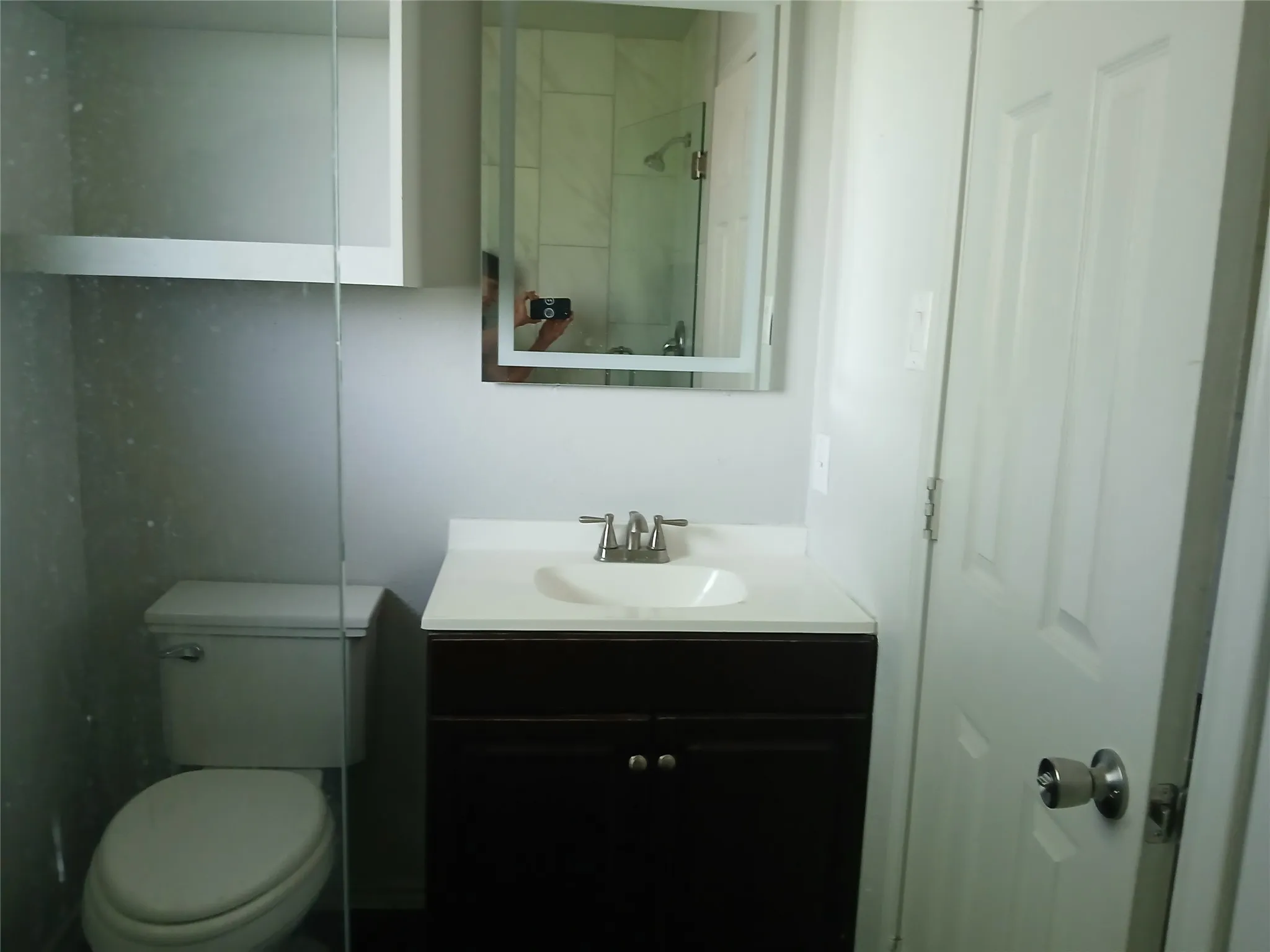Single Family Residence For Rent in Henderson County , 242 AUTUMN WOOD Trail, Gun Barrel City, Texas 75156, 3 Bedroom, 1 Bathroom, Garage spaces, 864 Sqft, built in 1988, mls#21403397, Real Estate Agent in Gun Barrel City, Homes For Rent in Henderson county, Homes For Rent in Gun Barrel City, Realtor in Gun Barrel City Texas, Real Estate Brokerage Independent Realty Texas, Luminita Cordes Realtor
