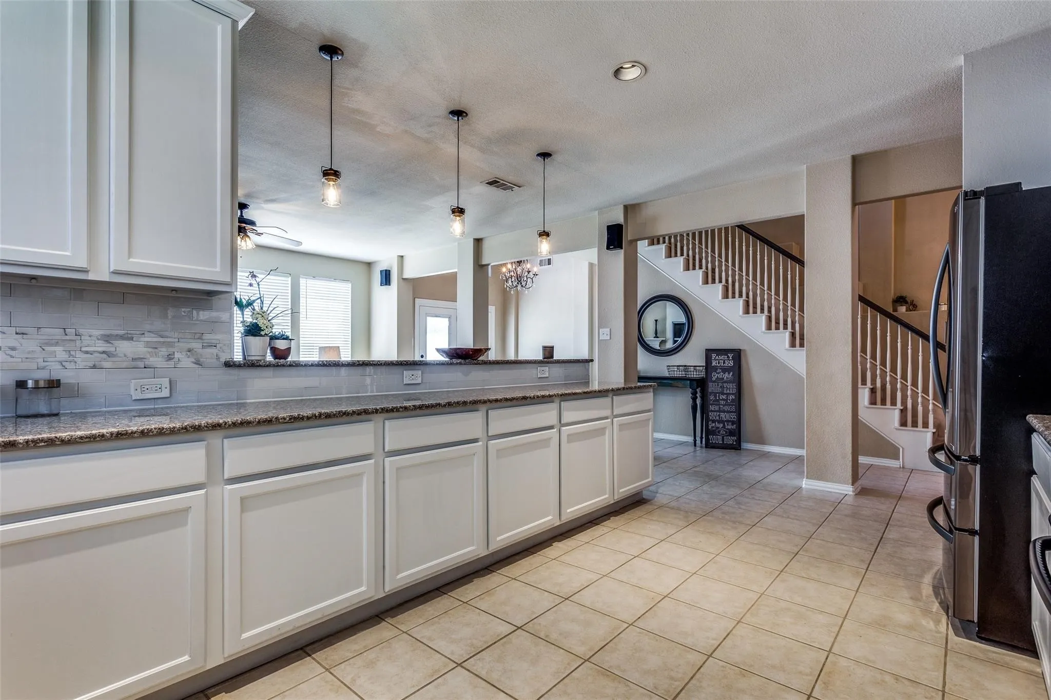Single Family Residence For Sale in Denton County , 6504 Autumn Trail, The Colony, Texas 75056, 5 Bedroom, 3 Bathroom, 2 Garage spaces, 3,505 Sqft, built in 2000, mls#21403400, Real Estate Agent in The Colony, Homes For Sale in Denton county, Homes For Sale in The Colony, Realtor in The Colony Texas, Real Estate Brokerage Independent Realty Texas, Luminita Cordes Realtor