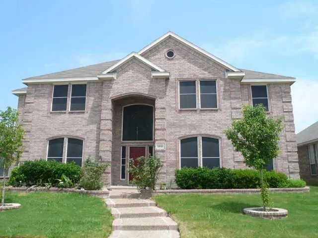 Single Family Residence For Sale in Denton County , 6504 Autumn Trail, The Colony, Texas 75056, 5 Bedroom, 3 Bathroom, 2 Garage spaces, 3,505 Sqft, built in 2000, mls#21403400, Real Estate Agent in The Colony, Homes For Sale in Denton county, Homes For Sale in The Colony, Realtor in The Colony Texas, Real Estate Brokerage Independent Realty Texas, Luminita Cordes Realtor