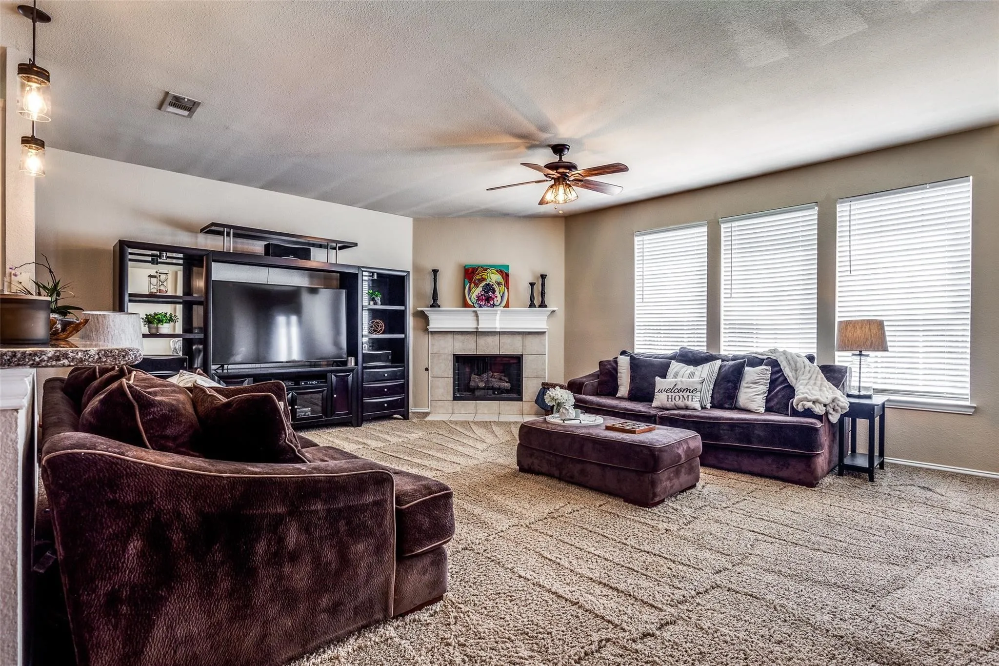 Single Family Residence For Sale in Denton County , 6504 Autumn Trail, The Colony, Texas 75056, 5 Bedroom, 3 Bathroom, 2 Garage spaces, 3,505 Sqft, built in 2000, mls#21403400, Real Estate Agent in The Colony, Homes For Sale in Denton county, Homes For Sale in The Colony, Realtor in The Colony Texas, Real Estate Brokerage Independent Realty Texas, Luminita Cordes Realtor
