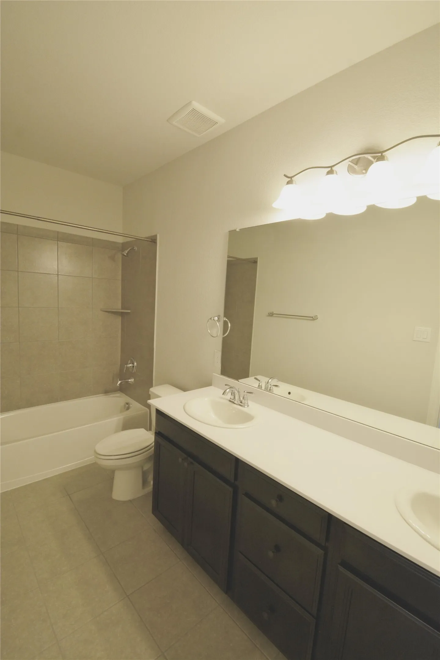 Single Family Residence For Rent in Collin County , 607 Ansley Way, Allen, Texas 75013, 3 Bedroom, 3 Bathroom, 2 Garage spaces, 1,913 Sqft, built in 2017, mls#21403402, Real Estate Agent in Allen, Homes For Rent in Collin county, Homes For Rent in Allen, Realtor in Allen Texas, Real Estate Brokerage Independent Realty Texas, Luminita Cordes Realtor