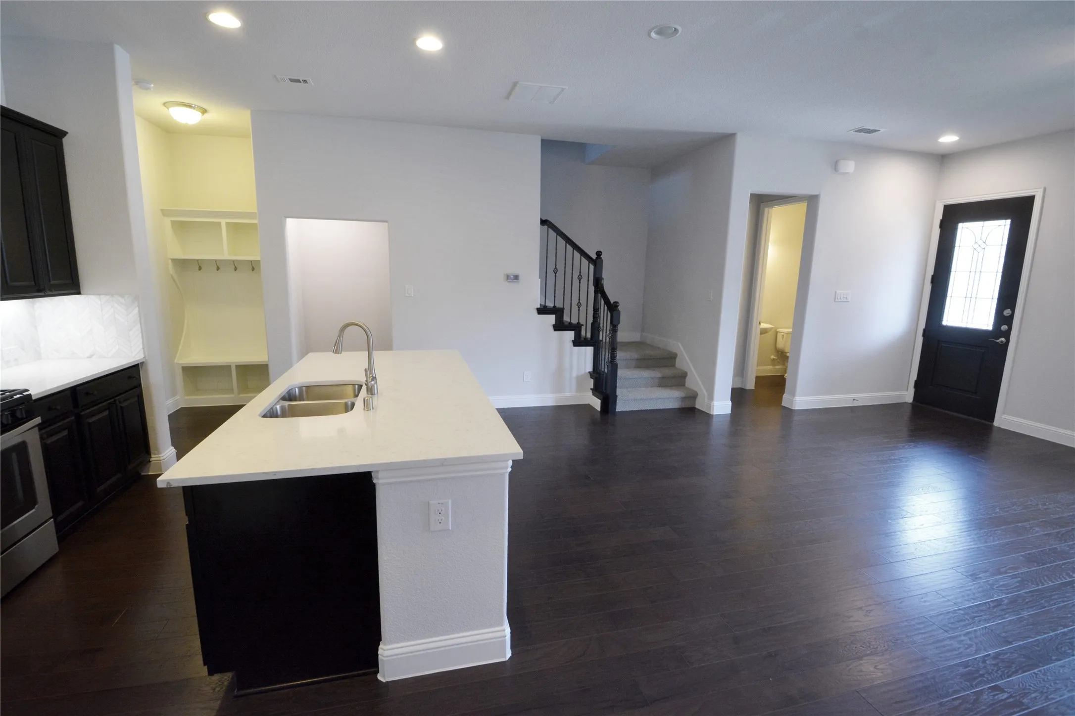 Single Family Residence For Rent in Collin County , 607 Ansley Way, Allen, Texas 75013, 3 Bedroom, 3 Bathroom, 2 Garage spaces, 1,913 Sqft, built in 2017, mls#21403402, Real Estate Agent in Allen, Homes For Rent in Collin county, Homes For Rent in Allen, Realtor in Allen Texas, Real Estate Brokerage Independent Realty Texas, Luminita Cordes Realtor