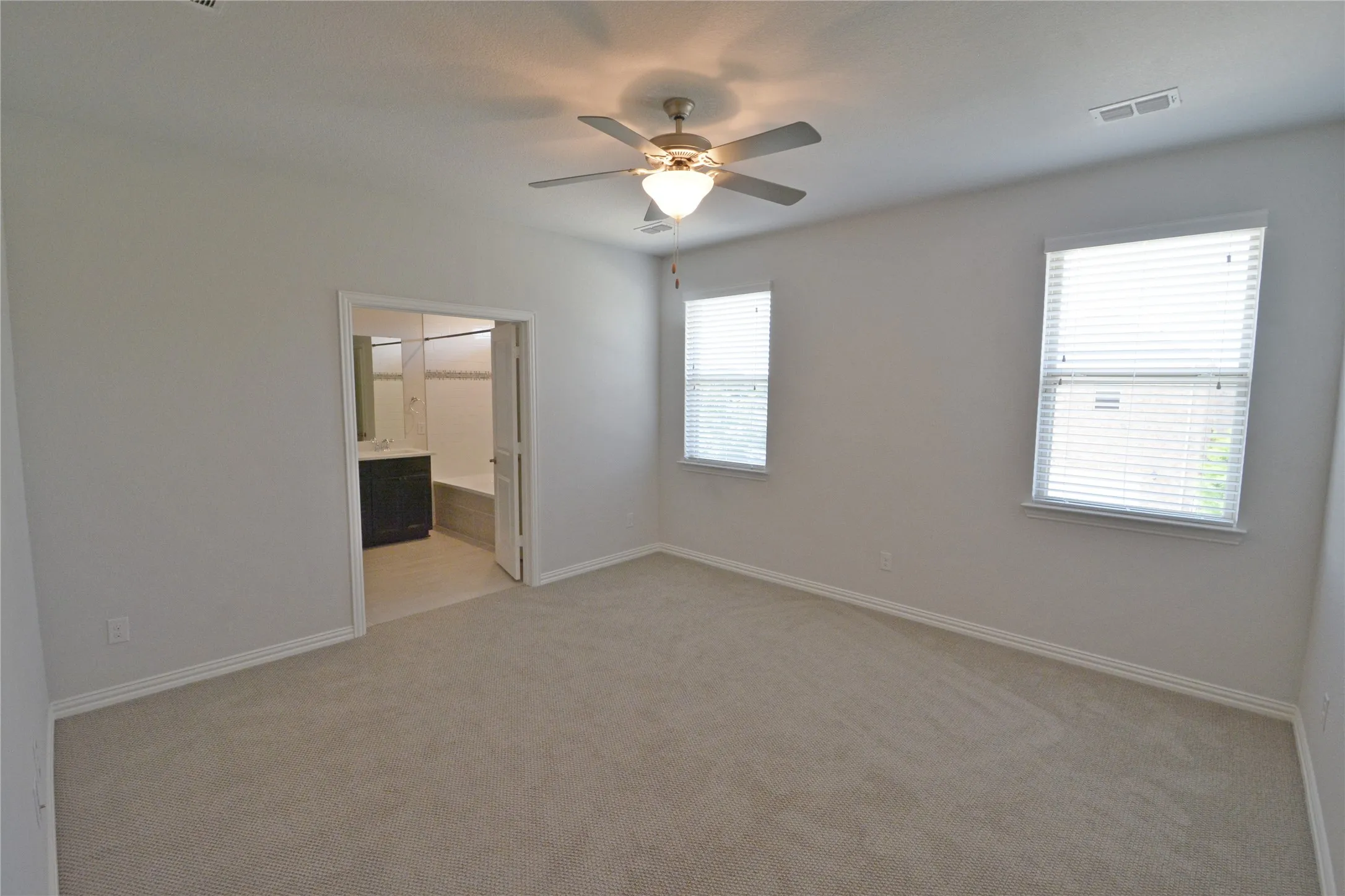 Single Family Residence For Rent in Collin County , 607 Ansley Way, Allen, Texas 75013, 3 Bedroom, 3 Bathroom, 2 Garage spaces, 1,913 Sqft, built in 2017, mls#21403402, Real Estate Agent in Allen, Homes For Rent in Collin county, Homes For Rent in Allen, Realtor in Allen Texas, Real Estate Brokerage Independent Realty Texas, Luminita Cordes Realtor