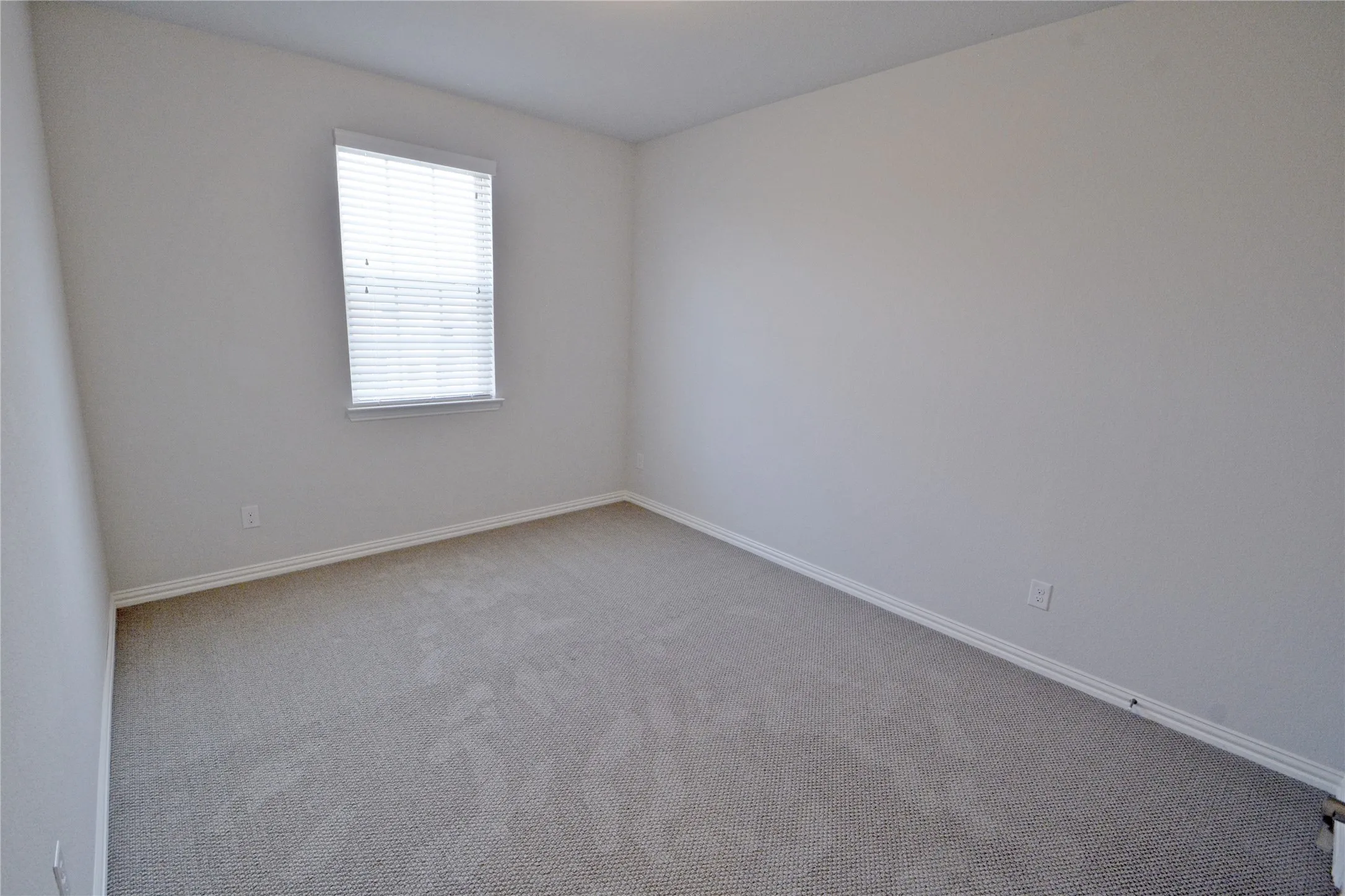 Single Family Residence For Rent in Collin County , 607 Ansley Way, Allen, Texas 75013, 3 Bedroom, 3 Bathroom, 2 Garage spaces, 1,913 Sqft, built in 2017, mls#21403402, Real Estate Agent in Allen, Homes For Rent in Collin county, Homes For Rent in Allen, Realtor in Allen Texas, Real Estate Brokerage Independent Realty Texas, Luminita Cordes Realtor