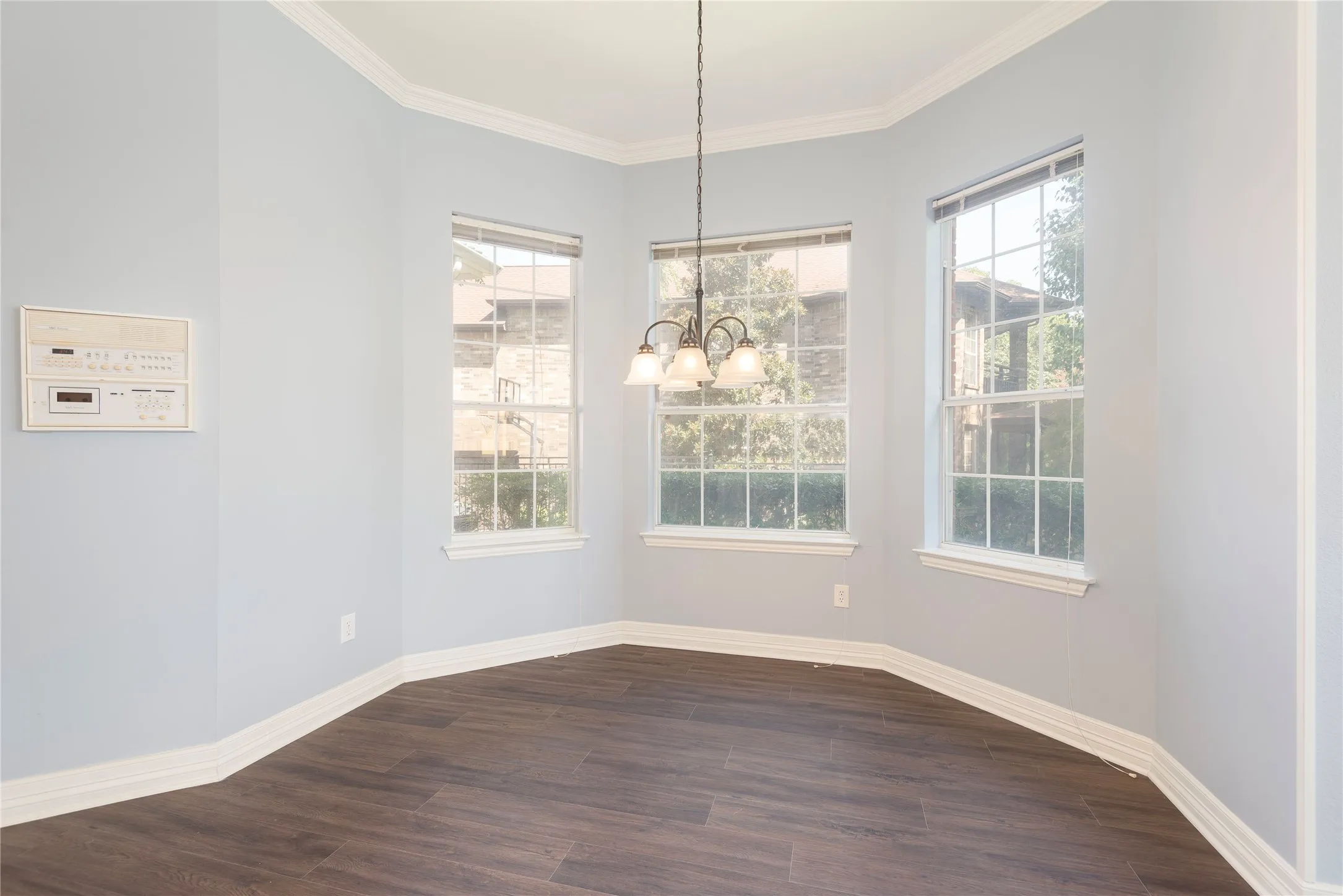 Single Family Residence For Rent in Collin County , 909 Hills Creek Drive, Mc Kinney, Texas 75072, 4 Bedroom, 4 Bathroom, 3 Garage spaces, 3,577 Sqft, built in 1993, mls#21403406, Real Estate Agent in Mc Kinney, Homes For Rent in Collin county, Homes For Rent in Mc Kinney, Realtor in Mc Kinney Texas, Real Estate Brokerage Independent Realty Texas, Luminita Cordes Realtor