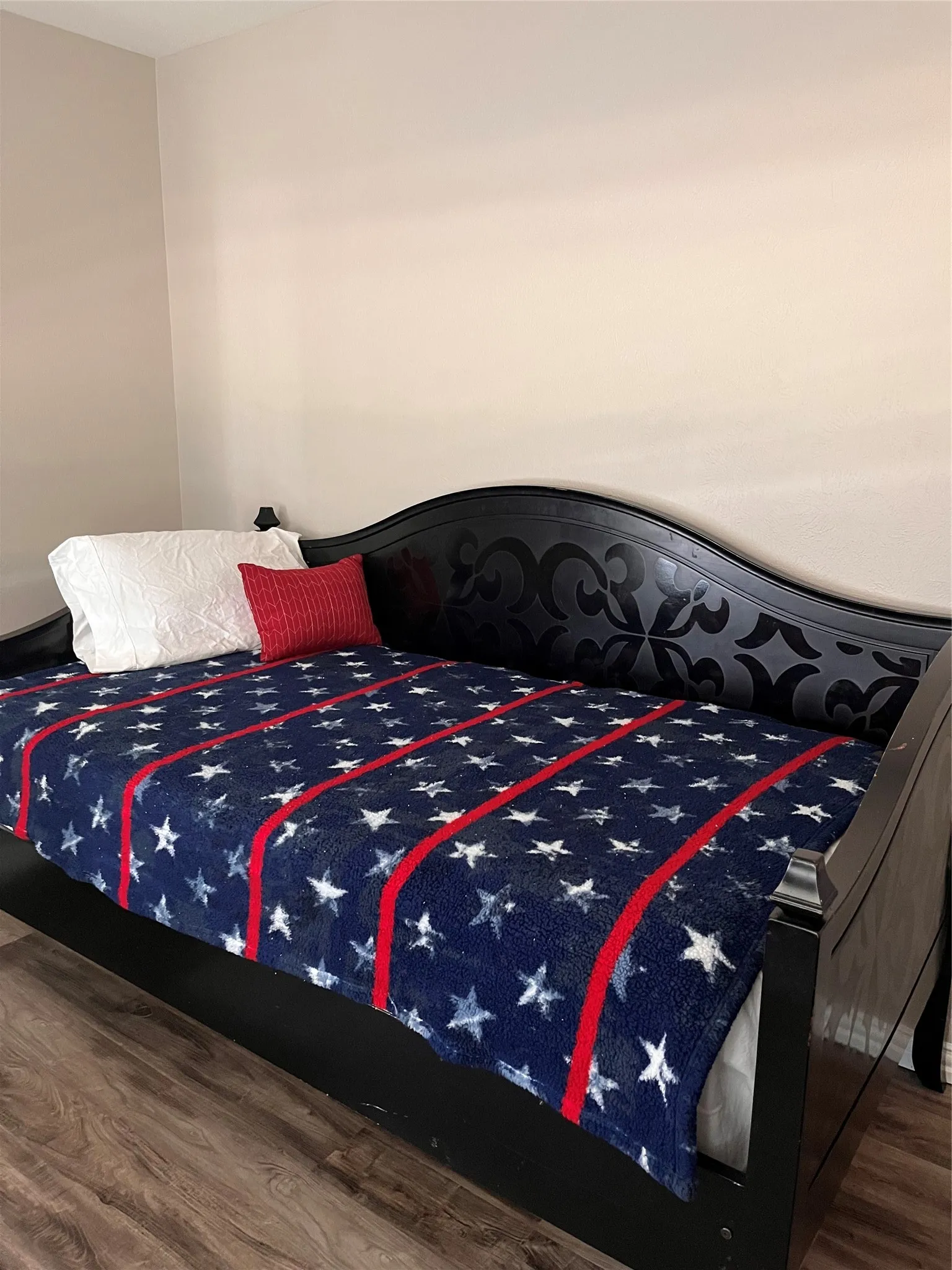 Single Family Residence For Rent in Tarrant County , 1706 Larkspur Drive, Arlington, Texas 76013, 3 Bedroom, 3 Bathroom, 2 Garage spaces, 2,536 Sqft, built in 1964, mls#21374244, Real Estate Agent in Arlington, Homes For Rent in Tarrant county, Homes For Rent in Arlington, Realtor in Arlington Texas, Real Estate Brokerage Independent Realty Texas, Luminita Cordes Realtor