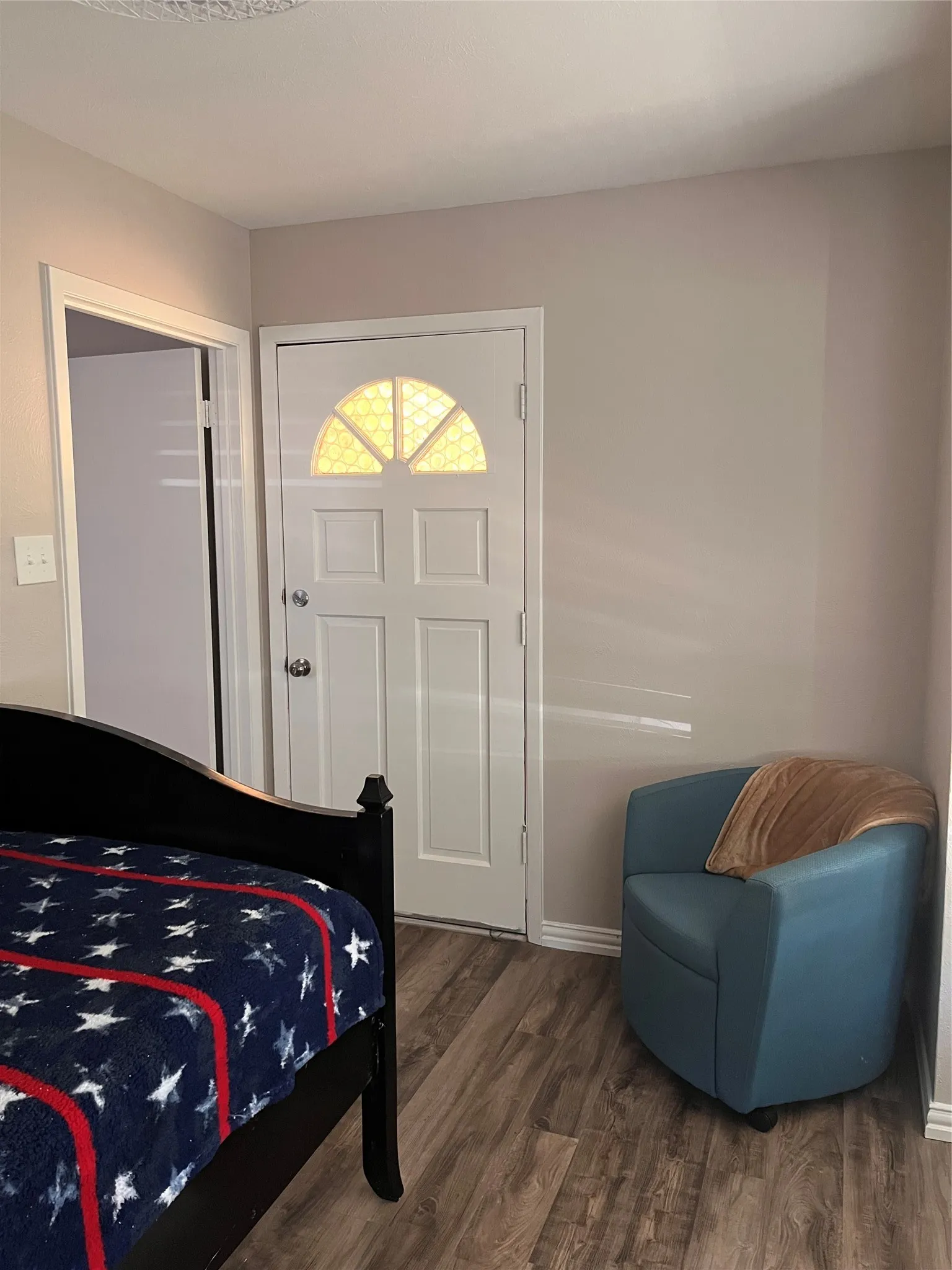 Single Family Residence For Rent in Tarrant County , 1706 Larkspur Drive, Arlington, Texas 76013, 3 Bedroom, 3 Bathroom, 2 Garage spaces, 2,536 Sqft, built in 1964, mls#21374244, Real Estate Agent in Arlington, Homes For Rent in Tarrant county, Homes For Rent in Arlington, Realtor in Arlington Texas, Real Estate Brokerage Independent Realty Texas, Luminita Cordes Realtor