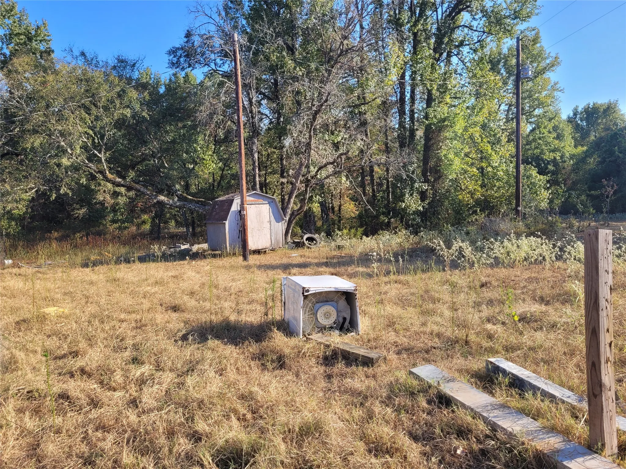 Single Family Residence For Sale in Red River (TX) County , 17109 FM 195, Detroit, Texas 75436, 3 Bedroom, 2 Bathroom, Garage spaces, 1,120 Sqft, built in 1968, mls#21403413, Real Estate Agent in Detroit, Homes For Sale in Red River (TX) county, Homes For Sale in Detroit, Realtor in Detroit Texas, Real Estate Brokerage Independent Realty Texas, Luminita Cordes Realtor