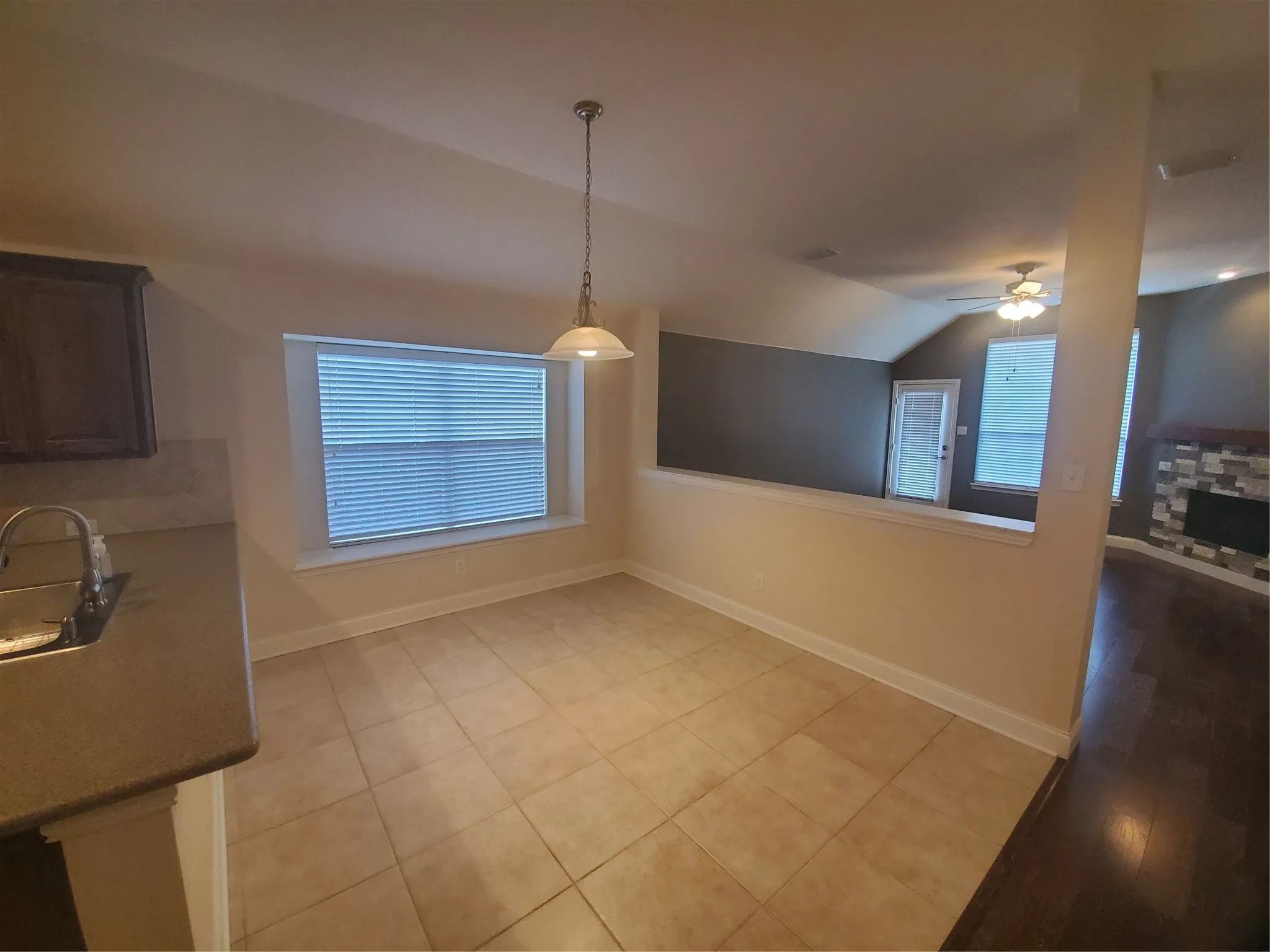 Single Family Residence For Rent in Tarrant County , 12113 Durango Root Drive, Fort Worth, Texas 76244, 4 Bedroom, 2 Bathroom, 2 Garage spaces, 2,092 Sqft, built in 2008, mls#21403432, Real Estate Agent in Fort Worth, Homes For Rent in Tarrant county, Homes For Rent in Fort Worth, Realtor in Fort Worth Texas, Real Estate Brokerage Independent Realty Texas, Luminita Cordes Realtor