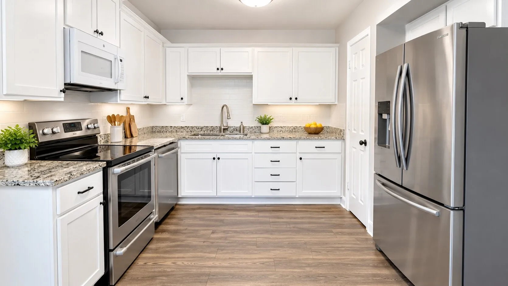 Townhouse For Sale in Dallas County , 2717 Stonehaven Court, Irving, Texas 75038, 3 Bedroom, 3 Bathroom, Garage spaces, 1,325 Sqft, built in 1973, mls#21399526, Real Estate Agent in Irving, Homes For Sale in Dallas county, Homes For Sale in Irving, Realtor in Irving Texas, Real Estate Brokerage Independent Realty Texas, Luminita Cordes Realtor