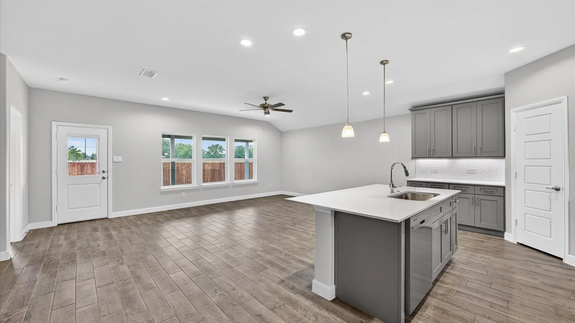 Single Family Residence For Sale in Ellis County , 3344 PIER VIEW Street, Grand Prairie, Texas 76065, 4 Bedroom, 2 Bathroom, 3 Garage spaces, 2,215 Sqft, built in 2026, mls#21401363, Real Estate Agent in Grand Prairie, Homes For Sale in Ellis county, Homes For Sale in Grand Prairie, Realtor in Grand Prairie Texas, Real Estate Brokerage Independent Realty Texas, Luminita Cordes Realtor
