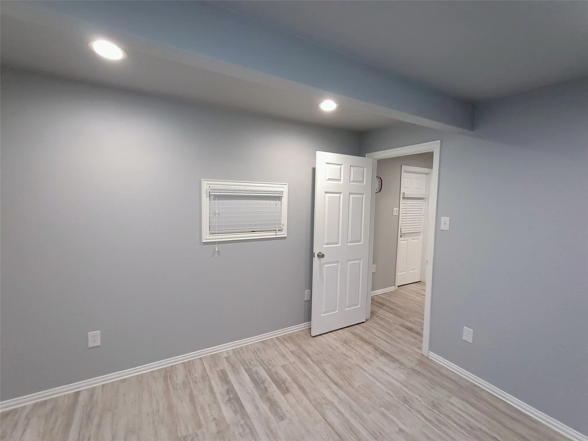 Industrial For Sale in Tarrant County , 312 S Hampton Road, Crowley, Texas 76036, 0, 0, Garage spaces, 0 Sqft, built in 1973, mls#21403278, Real Estate Agent in Crowley, Homes For Sale in Tarrant county, Homes For Sale in Crowley, Realtor in Crowley Texas, Real Estate Brokerage Independent Realty Texas, Luminita Cordes Realtor