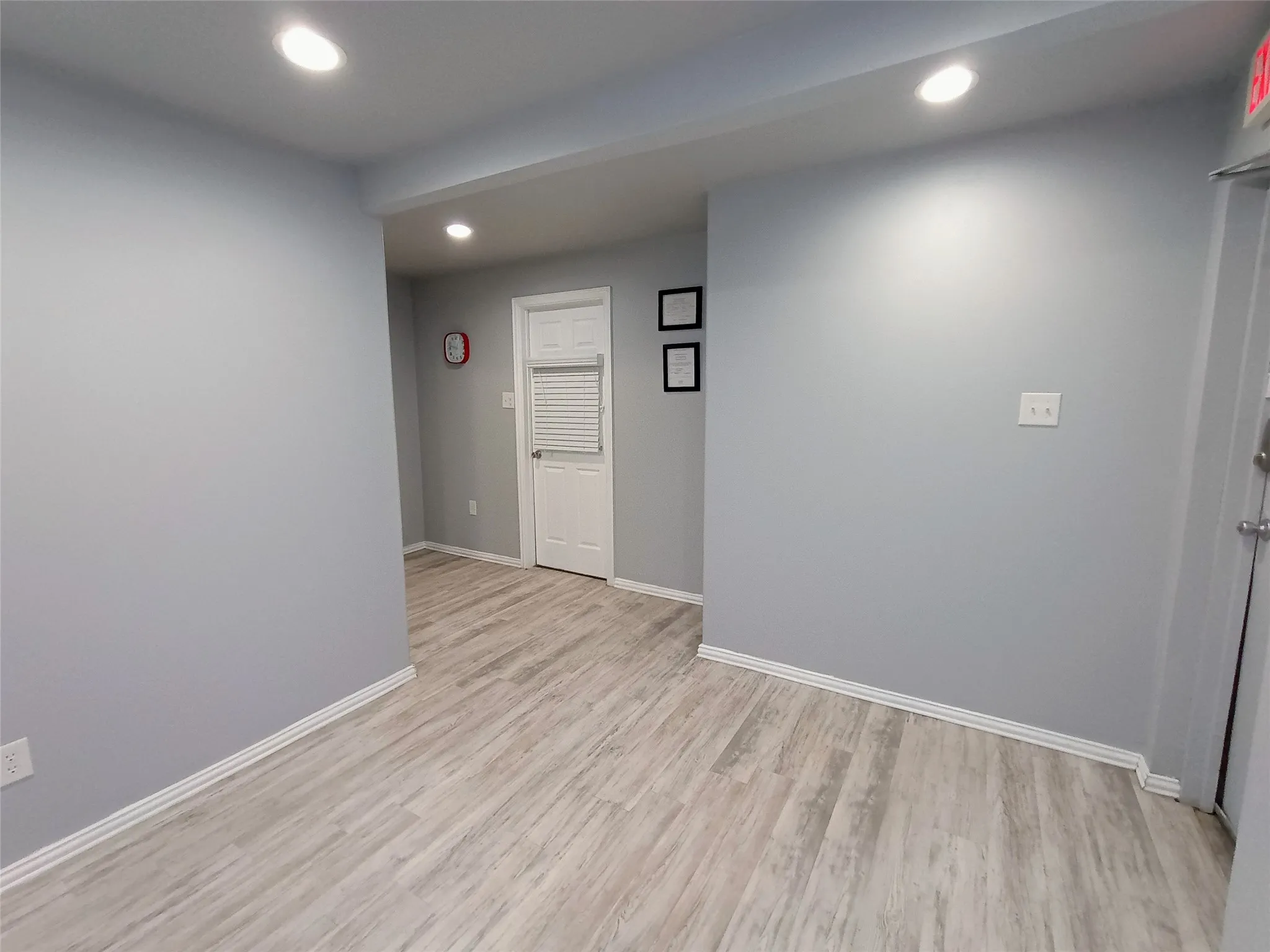 Industrial For Sale in Tarrant County , 312 S Hampton Road, Crowley, Texas 76036, 0, 0, Garage spaces, 0 Sqft, built in 1973, mls#21403278, Real Estate Agent in Crowley, Homes For Sale in Tarrant county, Homes For Sale in Crowley, Realtor in Crowley Texas, Real Estate Brokerage Independent Realty Texas, Luminita Cordes Realtor