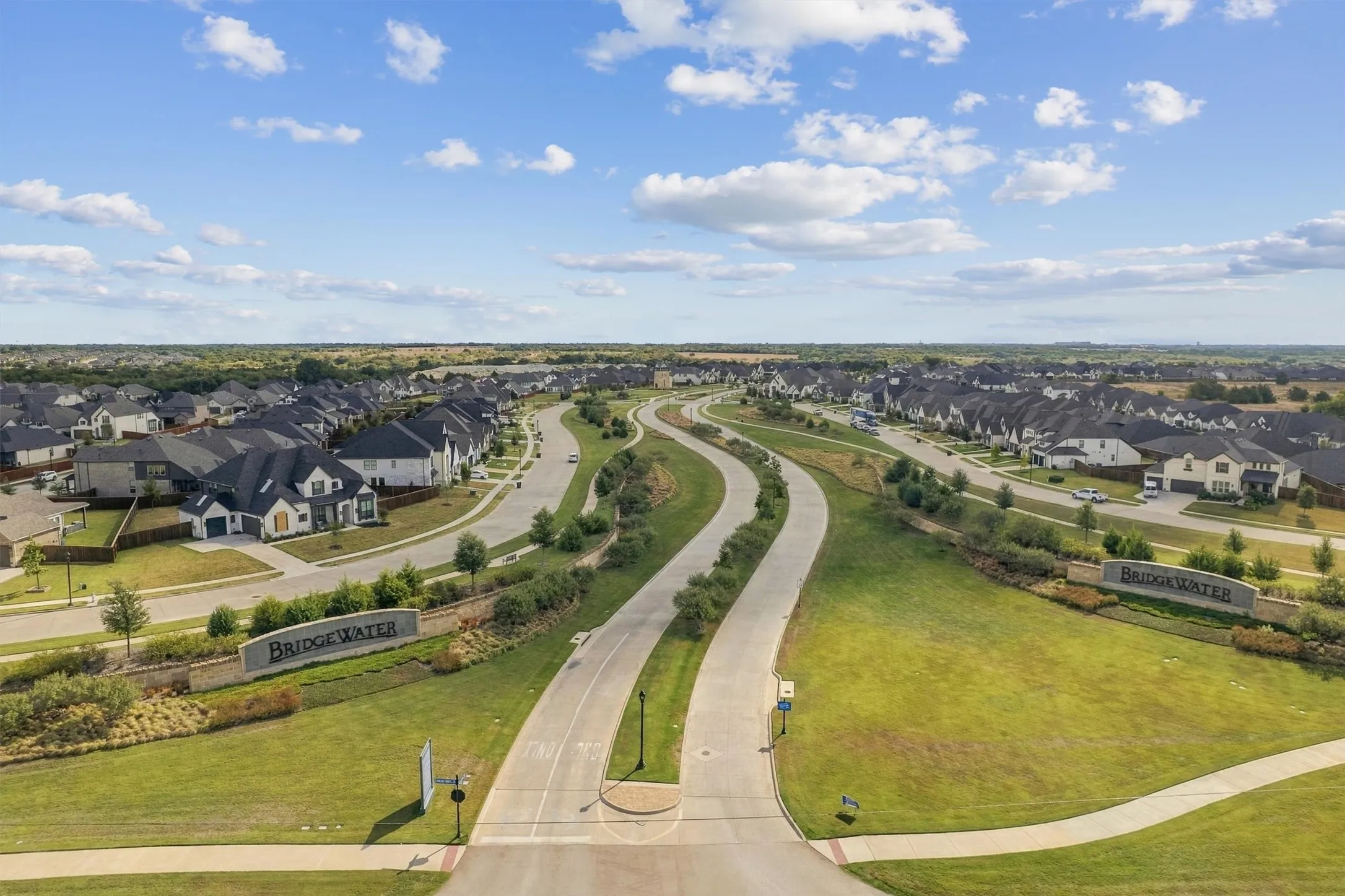 Single Family Residence For Sale in Ellis County , 4218 Loophook Lane, Midlothian, Texas 76065, 4 Bedroom, 3 Bathroom, 2 Garage spaces, 2,517 Sqft, built in 2023, mls#21402821, Real Estate Agent in Midlothian, Homes For Sale in Ellis county, Homes For Sale in Midlothian, Realtor in Midlothian Texas, Real Estate Brokerage Independent Realty Texas, Luminita Cordes Realtor