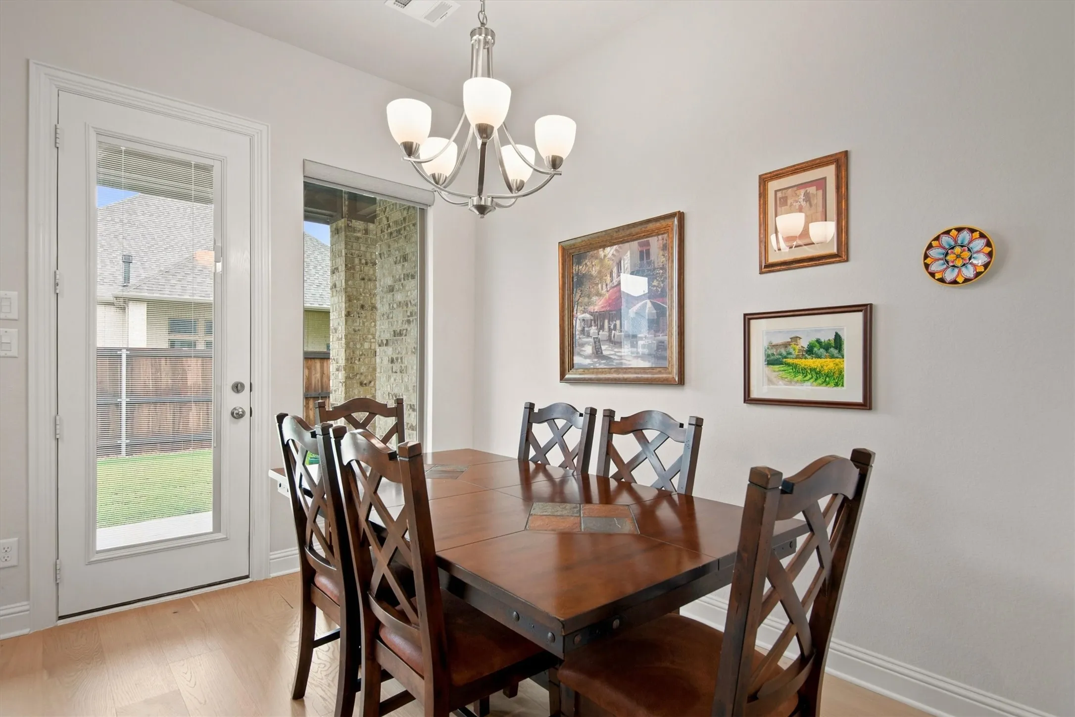 Single Family Residence For Sale in Ellis County , 4218 Loophook Lane, Midlothian, Texas 76065, 4 Bedroom, 3 Bathroom, 2 Garage spaces, 2,517 Sqft, built in 2023, mls#21402821, Real Estate Agent in Midlothian, Homes For Sale in Ellis county, Homes For Sale in Midlothian, Realtor in Midlothian Texas, Real Estate Brokerage Independent Realty Texas, Luminita Cordes Realtor