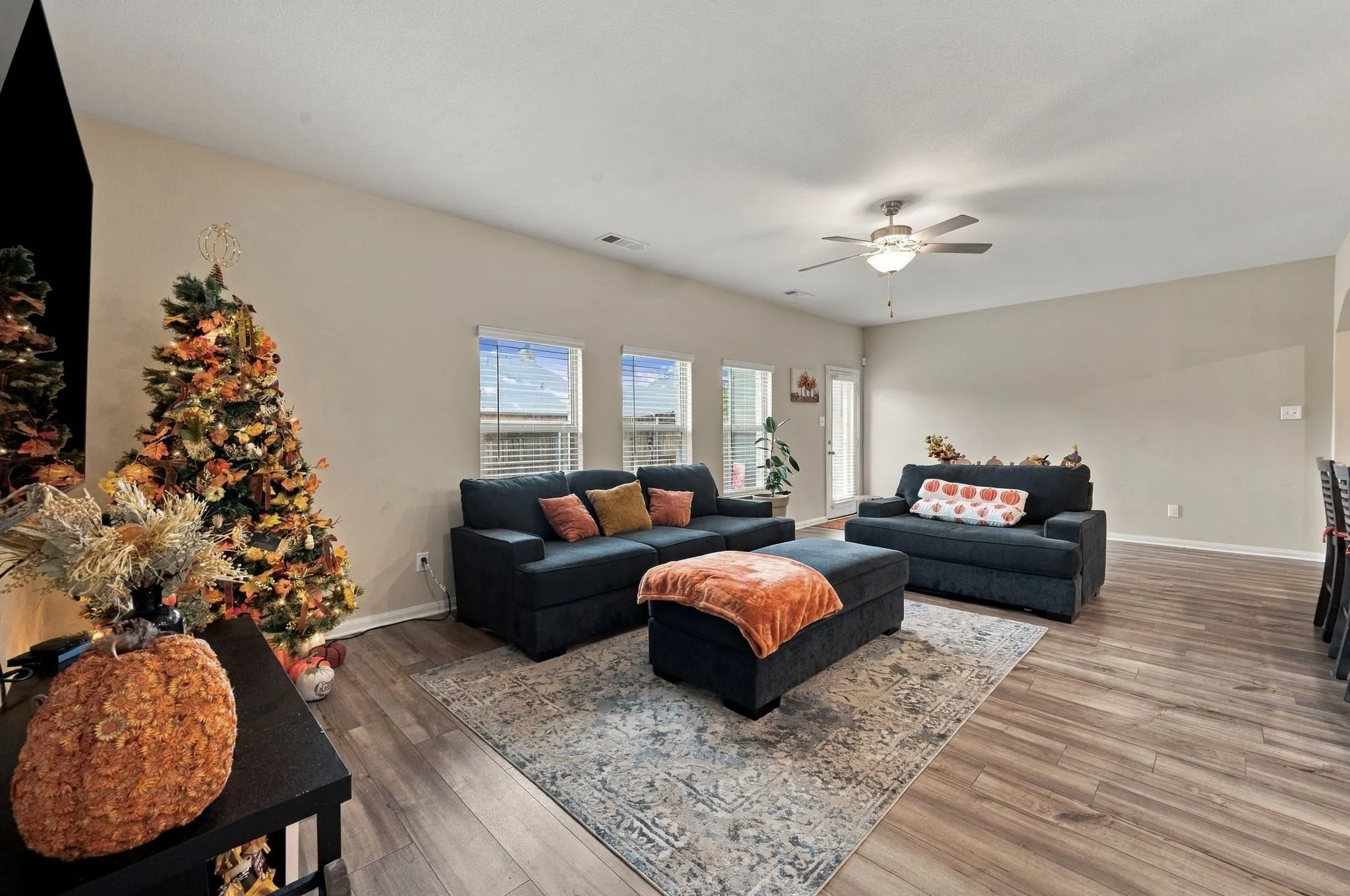 Single Family Residence For Sale in Dallas County , 1405 Kite Street, De Soto, Texas 75115, 3 Bedroom, 2 Bathroom, 2 Garage spaces, 1,706 Sqft, built in 2020, mls#21403178, Real Estate Agent in De Soto, Homes For Sale in Dallas county, Homes For Sale in De Soto, Realtor in De Soto Texas, Real Estate Brokerage Independent Realty Texas, Luminita Cordes Realtor