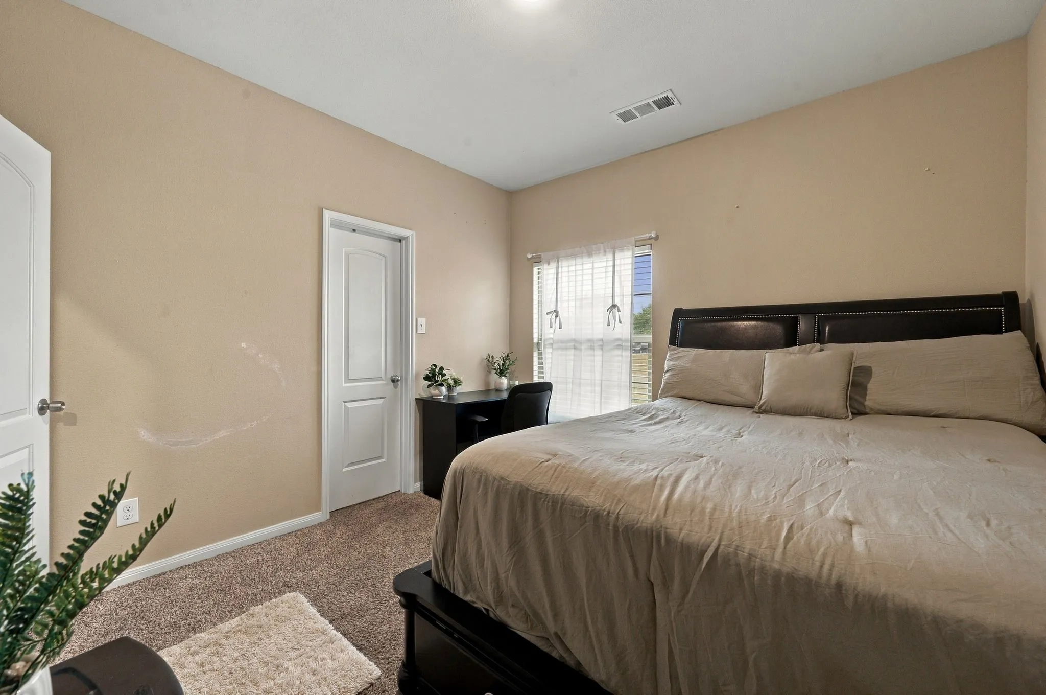 Single Family Residence For Sale in Dallas County , 1405 Kite Street, De Soto, Texas 75115, 3 Bedroom, 2 Bathroom, 2 Garage spaces, 1,706 Sqft, built in 2020, mls#21403178, Real Estate Agent in De Soto, Homes For Sale in Dallas county, Homes For Sale in De Soto, Realtor in De Soto Texas, Real Estate Brokerage Independent Realty Texas, Luminita Cordes Realtor
