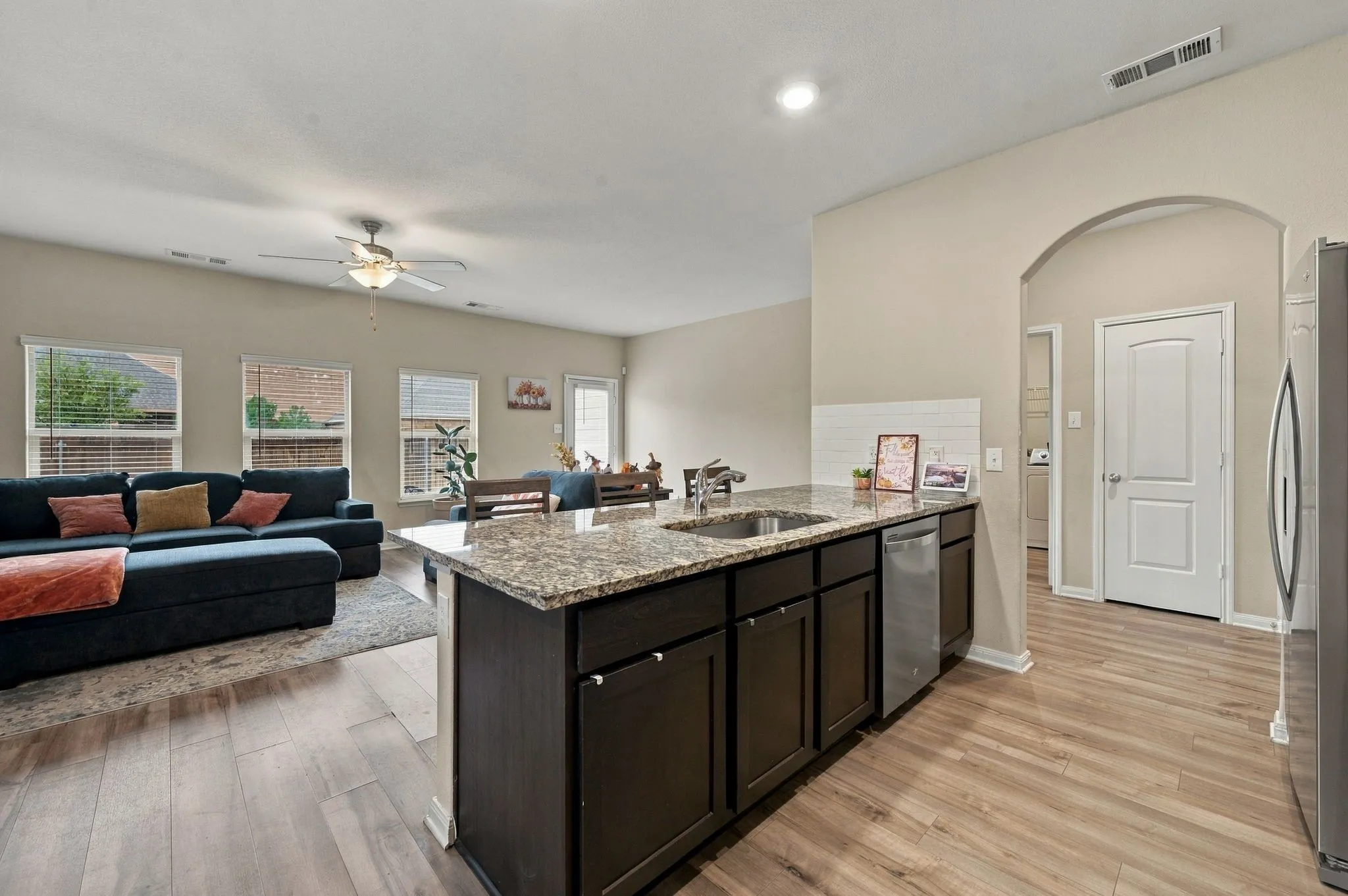 Single Family Residence For Sale in Dallas County , 1405 Kite Street, De Soto, Texas 75115, 3 Bedroom, 2 Bathroom, 2 Garage spaces, 1,706 Sqft, built in 2020, mls#21403178, Real Estate Agent in De Soto, Homes For Sale in Dallas county, Homes For Sale in De Soto, Realtor in De Soto Texas, Real Estate Brokerage Independent Realty Texas, Luminita Cordes Realtor