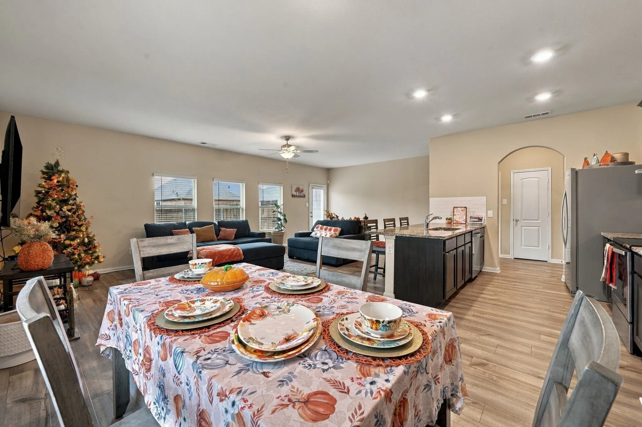 Single Family Residence For Sale in Dallas County , 1405 Kite Street, De Soto, Texas 75115, 3 Bedroom, 2 Bathroom, 2 Garage spaces, 1,706 Sqft, built in 2020, mls#21403178, Real Estate Agent in De Soto, Homes For Sale in Dallas county, Homes For Sale in De Soto, Realtor in De Soto Texas, Real Estate Brokerage Independent Realty Texas, Luminita Cordes Realtor
