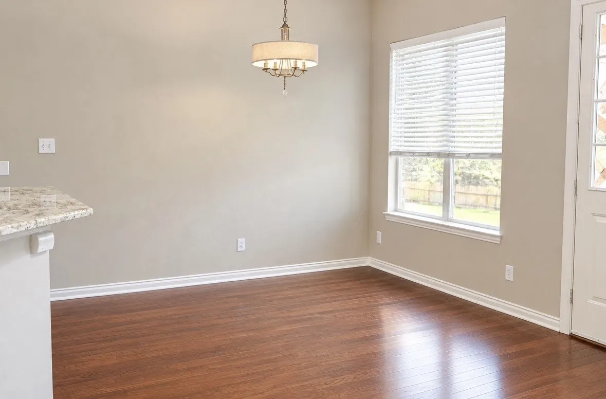 Single Family Residence For Rent in Dallas County , 2043 CHEVELLA Drive, Dallas, Texas 75232, 3 Bedroom, 3 Bathroom, 2 Garage spaces, 2,213 Sqft, built in 2003, mls#21398933, Real Estate Agent in Dallas, Homes For Rent in Dallas county, Homes For Rent in Dallas, Realtor in Dallas Texas, Real Estate Brokerage Independent Realty Texas, Luminita Cordes Realtor