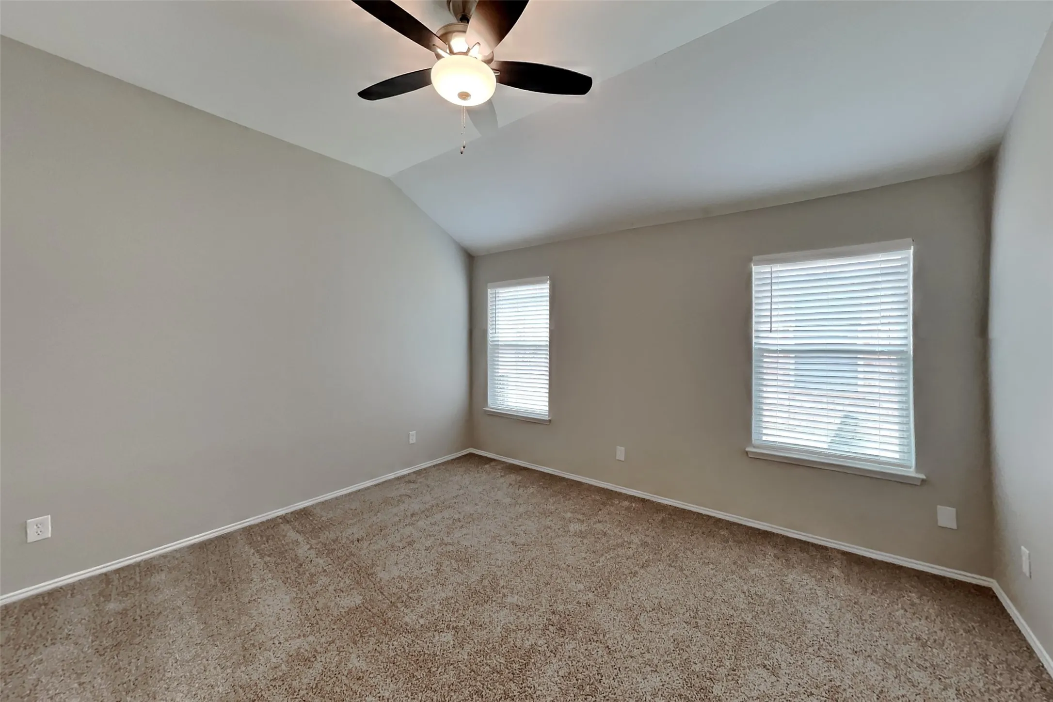 Single Family Residence For Rent in Denton County , 1909 Caddo Street, Little Elm, Texas 75068, 3 Bedroom, 2 Bathroom, 2 Garage spaces, 1,958 Sqft, built in 2002, mls#21403449, Real Estate Agent in Little Elm, Homes For Rent in Denton county, Homes For Rent in Little Elm, Realtor in Little Elm Texas, Real Estate Brokerage Independent Realty Texas, Luminita Cordes Realtor