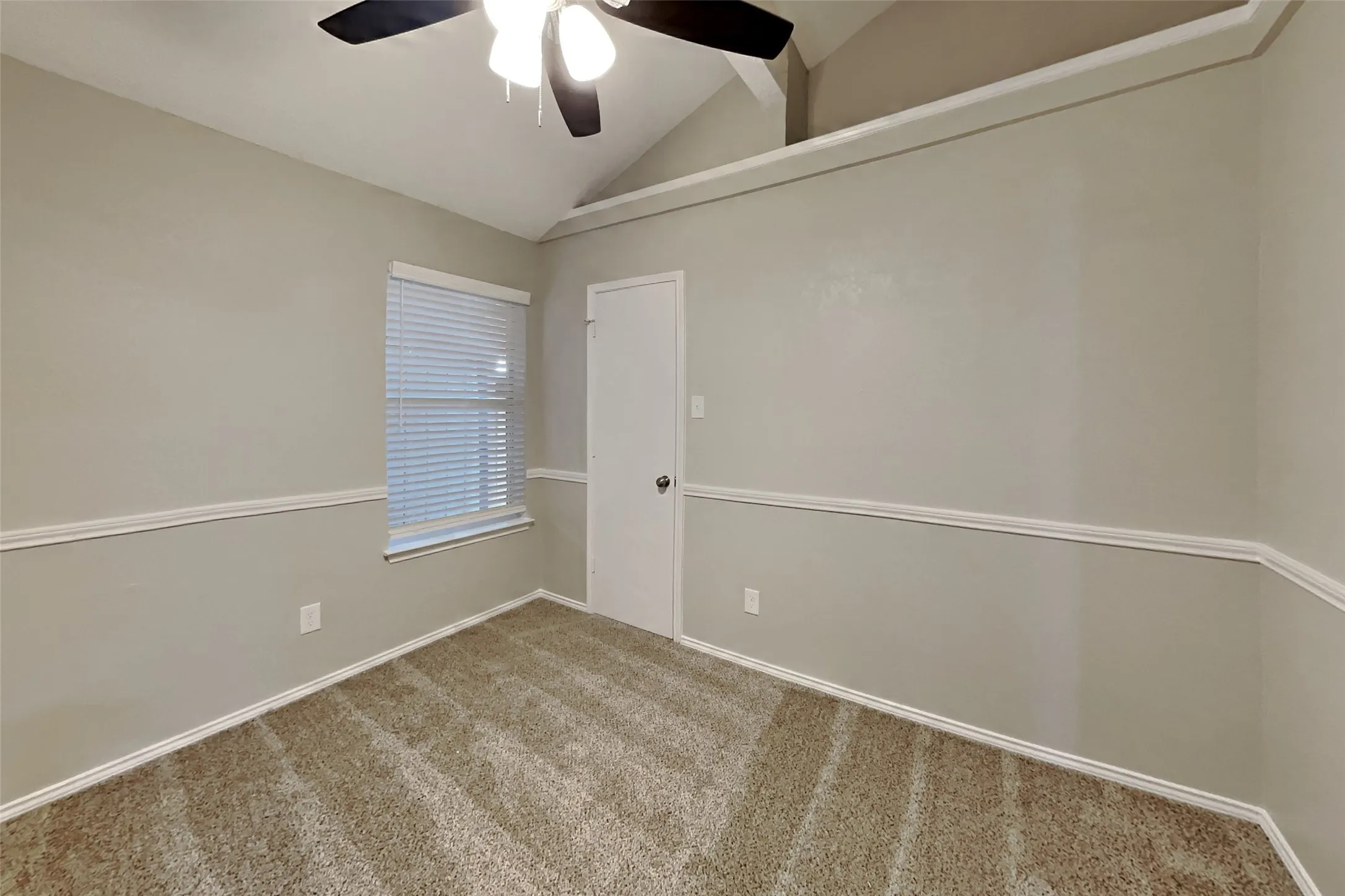 Single Family Residence For Rent in Tarrant County , 6716 Copperwood Court, Arlington, Texas 76001, 3 Bedroom, 2 Bathroom, 2 Garage spaces, 1,457 Sqft, built in 1991, mls#21403457, Real Estate Agent in Arlington, Homes For Rent in Tarrant county, Homes For Rent in Arlington, Realtor in Arlington Texas, Real Estate Brokerage Independent Realty Texas, Luminita Cordes Realtor