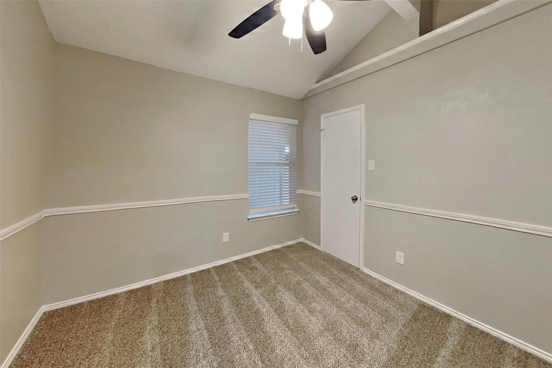 Single Family Residence For Rent in Tarrant County , 6716 Copperwood Court, Arlington, Texas 76001, 3 Bedroom, 2 Bathroom, 2 Garage spaces, 1,457 Sqft, built in 1991, mls#21403457, Real Estate Agent in Arlington, Homes For Rent in Tarrant county, Homes For Rent in Arlington, Realtor in Arlington Texas, Real Estate Brokerage Independent Realty Texas, Luminita Cordes Realtor