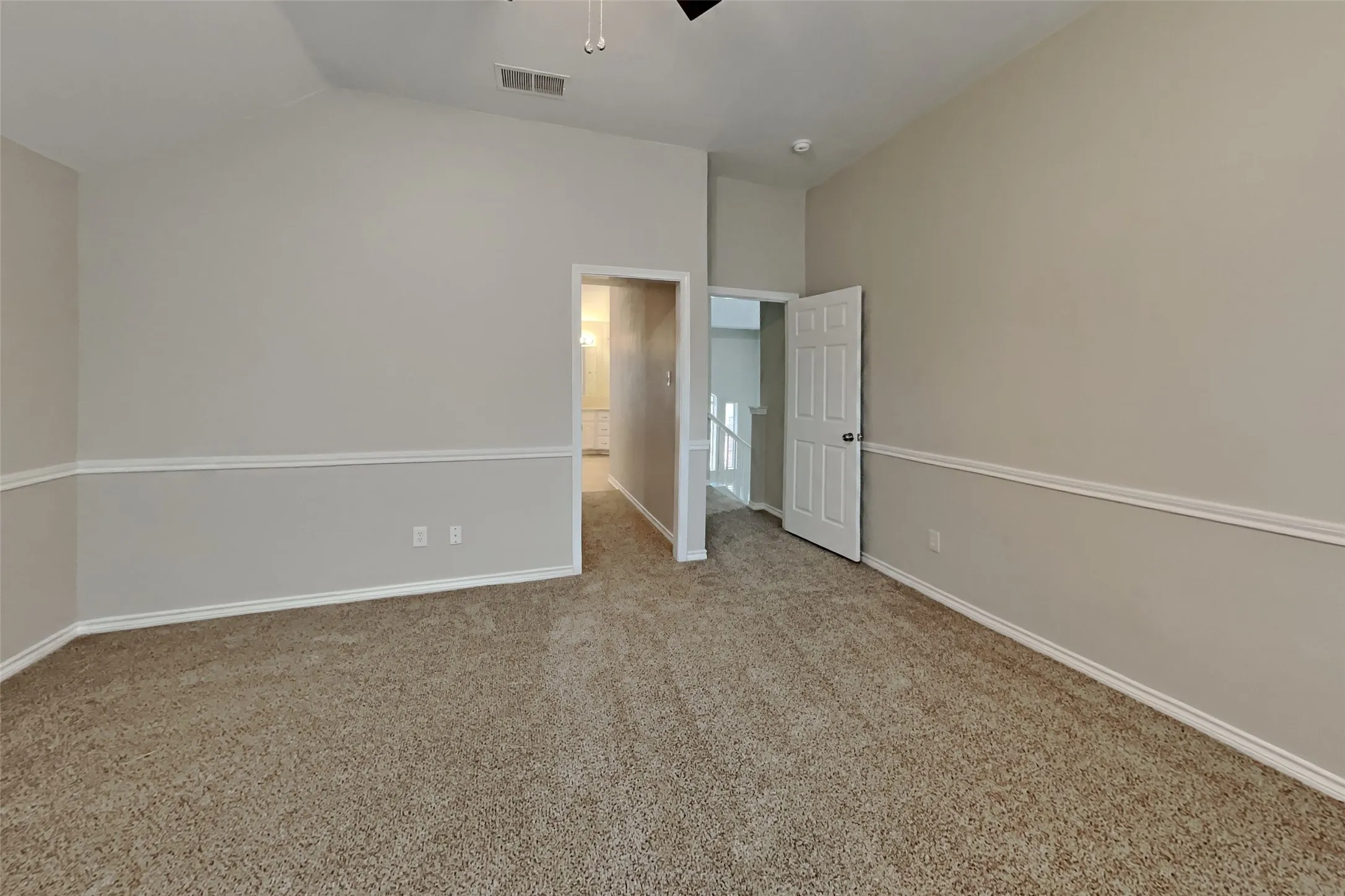 Single Family Residence For Rent in Tarrant County , 1621 Churchill Lane, Mansfield, Texas 76063, 4 Bedroom, 3 Bathroom, 2 Garage spaces, 2,712 Sqft, built in 1995, mls#21403459, Real Estate Agent in Mansfield, Homes For Rent in Tarrant county, Homes For Rent in Mansfield, Realtor in Mansfield Texas, Real Estate Brokerage Independent Realty Texas, Luminita Cordes Realtor