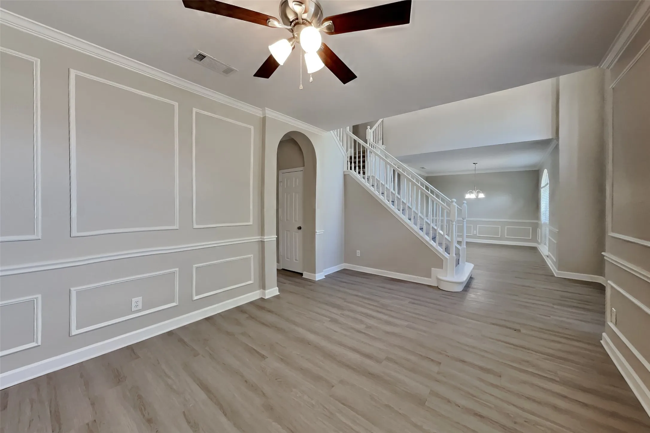 Single Family Residence For Rent in Tarrant County , 1621 Churchill Lane, Mansfield, Texas 76063, 4 Bedroom, 3 Bathroom, 2 Garage spaces, 2,712 Sqft, built in 1995, mls#21403459, Real Estate Agent in Mansfield, Homes For Rent in Tarrant county, Homes For Rent in Mansfield, Realtor in Mansfield Texas, Real Estate Brokerage Independent Realty Texas, Luminita Cordes Realtor