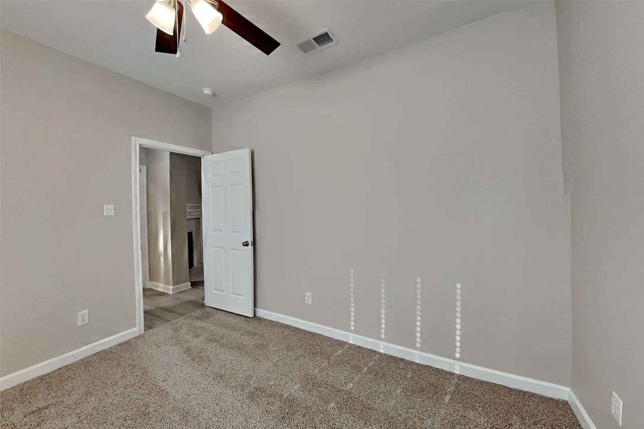Single Family Residence For Rent in Tarrant County , 1621 Churchill Lane, Mansfield, Texas 76063, 4 Bedroom, 3 Bathroom, 2 Garage spaces, 2,712 Sqft, built in 1995, mls#21403459, Real Estate Agent in Mansfield, Homes For Rent in Tarrant county, Homes For Rent in Mansfield, Realtor in Mansfield Texas, Real Estate Brokerage Independent Realty Texas, Luminita Cordes Realtor