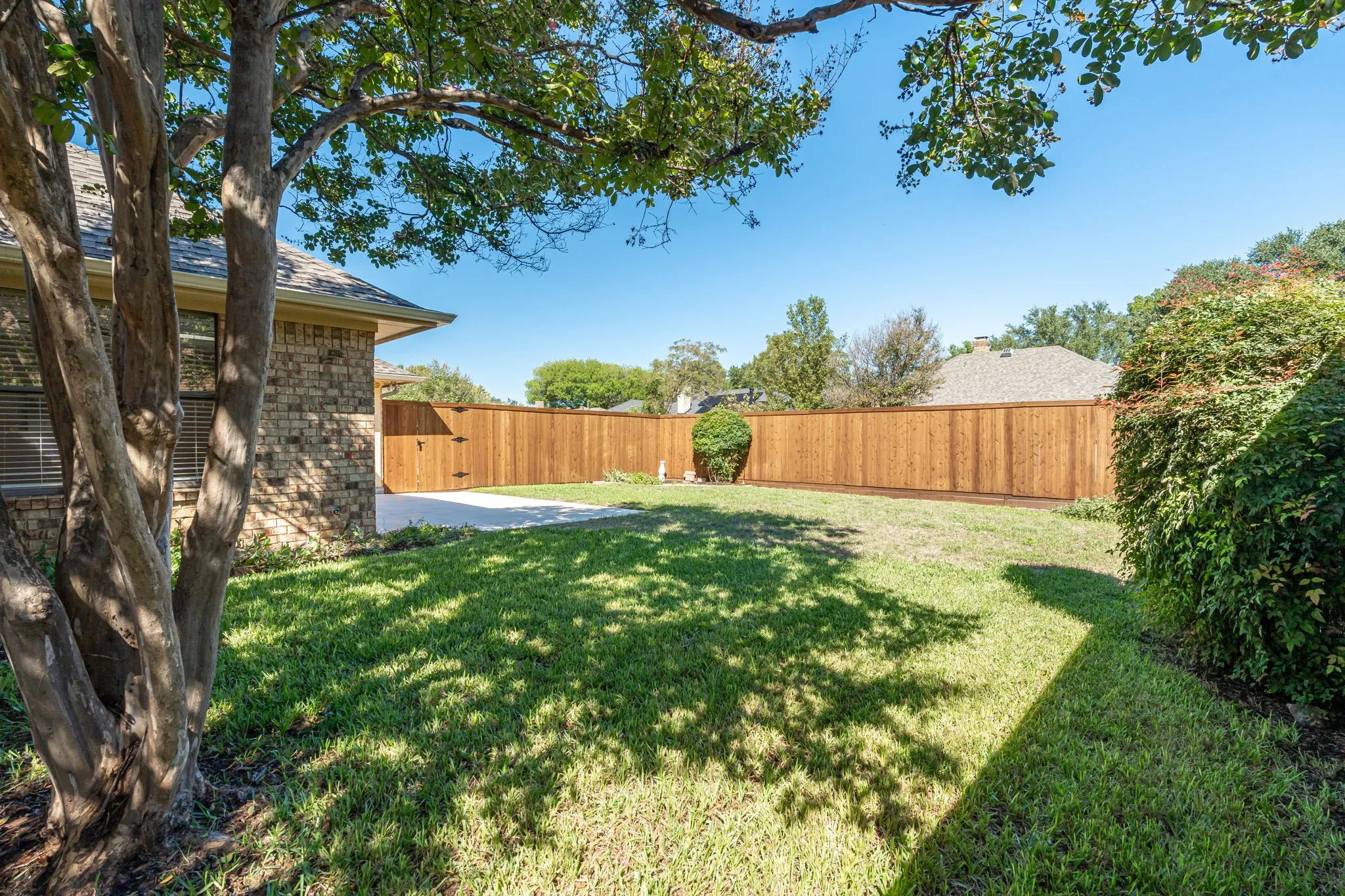 Single Family Residence For Sale in Collin County , 907 Rush Creek Drive, Allen, Texas 75002, 3 Bedroom, 2 Bathroom, 2 Garage spaces, 1,943 Sqft, built in 1984, mls#21397132, Real Estate Agent in Allen, Homes For Sale in Collin county, Homes For Sale in Allen, Realtor in Allen Texas, Real Estate Brokerage Independent Realty Texas, Luminita Cordes Realtor