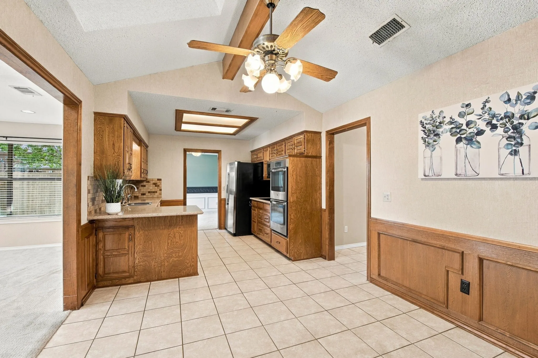Single Family Residence For Sale in Collin County , 907 Rush Creek Drive, Allen, Texas 75002, 3 Bedroom, 2 Bathroom, 2 Garage spaces, 1,943 Sqft, built in 1984, mls#21397132, Real Estate Agent in Allen, Homes For Sale in Collin county, Homes For Sale in Allen, Realtor in Allen Texas, Real Estate Brokerage Independent Realty Texas, Luminita Cordes Realtor