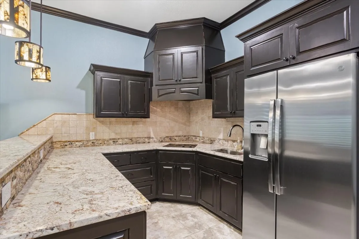 Single Family Residence For Sale in Mc Lennan County , 10020 Hidden Bluff, Waco, Texas 76657, 5 Bedroom, 5 Bathroom, 5 Garage spaces, 7,677 Sqft, built in 2012, mls#21403138, Real Estate Agent in Waco, Homes For Sale in Mc Lennan county, Homes For Sale in Waco, Realtor in Waco Texas, Real Estate Brokerage Independent Realty Texas, Luminita Cordes Realtor