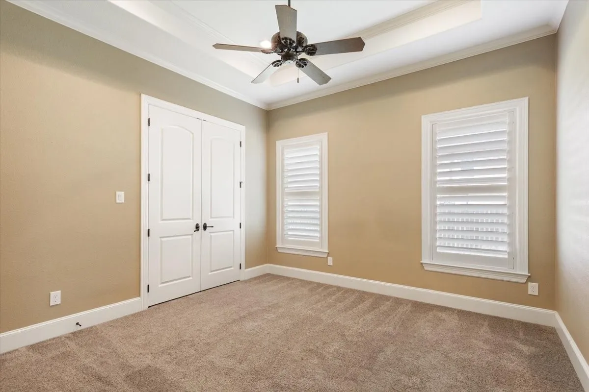 Single Family Residence For Sale in Mc Lennan County , 10020 Hidden Bluff, Waco, Texas 76657, 5 Bedroom, 5 Bathroom, 5 Garage spaces, 7,677 Sqft, built in 2012, mls#21403138, Real Estate Agent in Waco, Homes For Sale in Mc Lennan county, Homes For Sale in Waco, Realtor in Waco Texas, Real Estate Brokerage Independent Realty Texas, Luminita Cordes Realtor