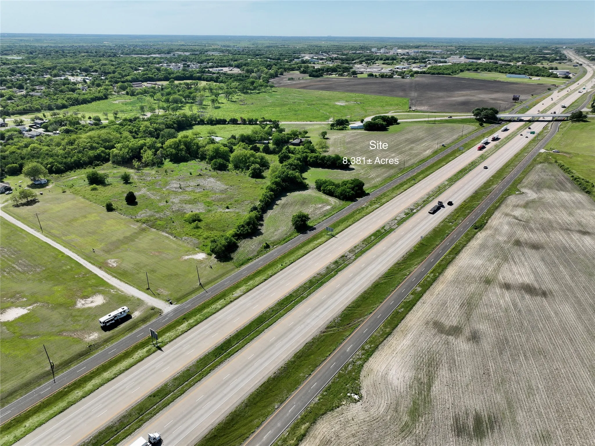 Unimproved Land For Sale in Ellis County , TBD 8.38 ac Interstate 45, Ennis, Texas 75119, 0, 0, Garage spaces, 0 Sqft, built in 1800, mls#21403282, Real Estate Agent in Ennis, Homes For Sale in Ellis county, Homes For Sale in Ennis, Realtor in Ennis Texas, Real Estate Brokerage Independent Realty Texas, Luminita Cordes Realtor