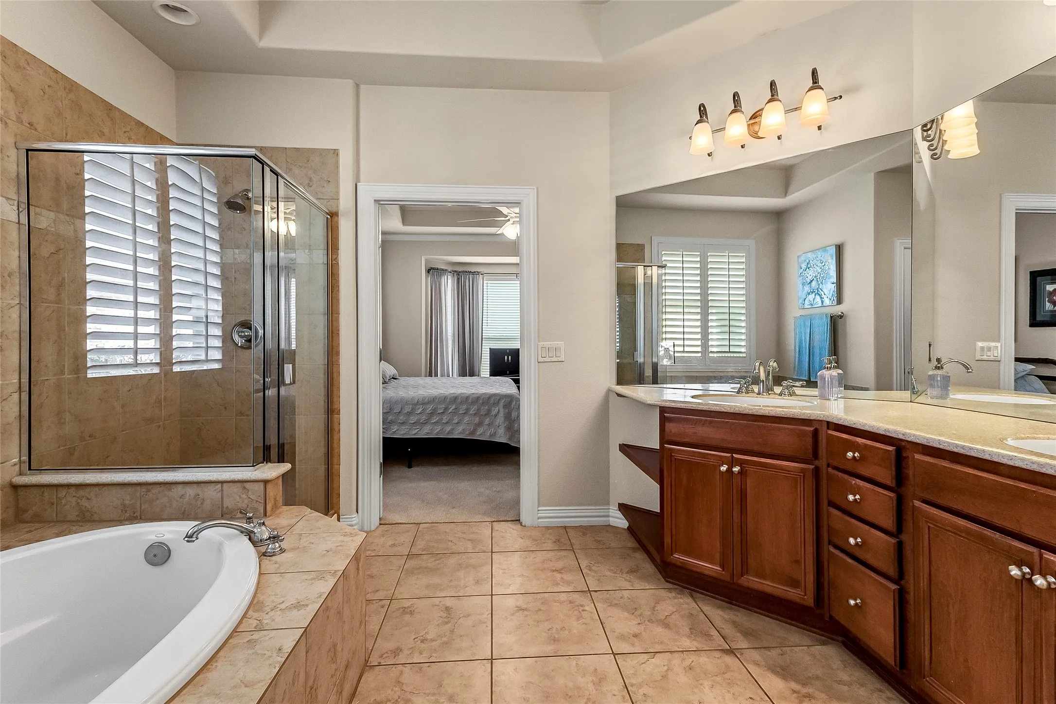 Soaking tub and shower