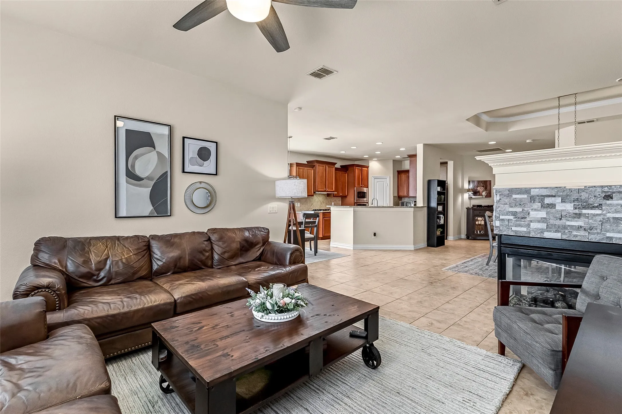 Single Family Residence For Sale in Denton County , 153 Byron Nelson Court, Frisco, Texas 75036, 2 Bedroom, 2 Bathroom, 2 Garage spaces, 1,899 Sqft, built in 2006, mls#21403348, Real Estate Agent in Frisco, Homes For Sale in Denton county, Homes For Sale in Frisco, Realtor in Frisco Texas, Real Estate Brokerage Independent Realty Texas, Luminita Cordes Realtor