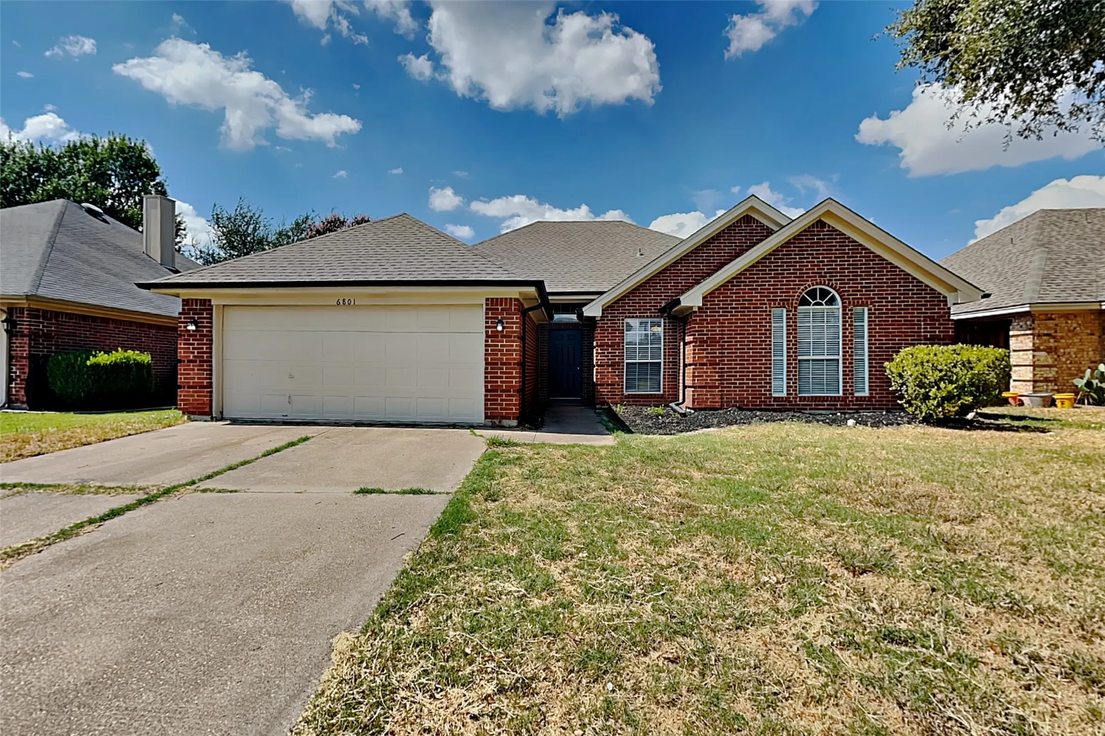 Single Family Residence For Rent in Tarrant County , 6801 Hadley Drive, North Richland Hills, Texas 76182, 4 Bedroom, 2 Bathroom, 2 Garage spaces, 1,737 Sqft, built in 1991, mls#21403470, Real Estate Agent in North Richland Hills, Homes For Rent in Tarrant county, Homes For Rent in North Richland Hills, Realtor in North Richland Hills Texas, Real Estate Brokerage Independent Realty Texas, Luminita Cordes Realtor