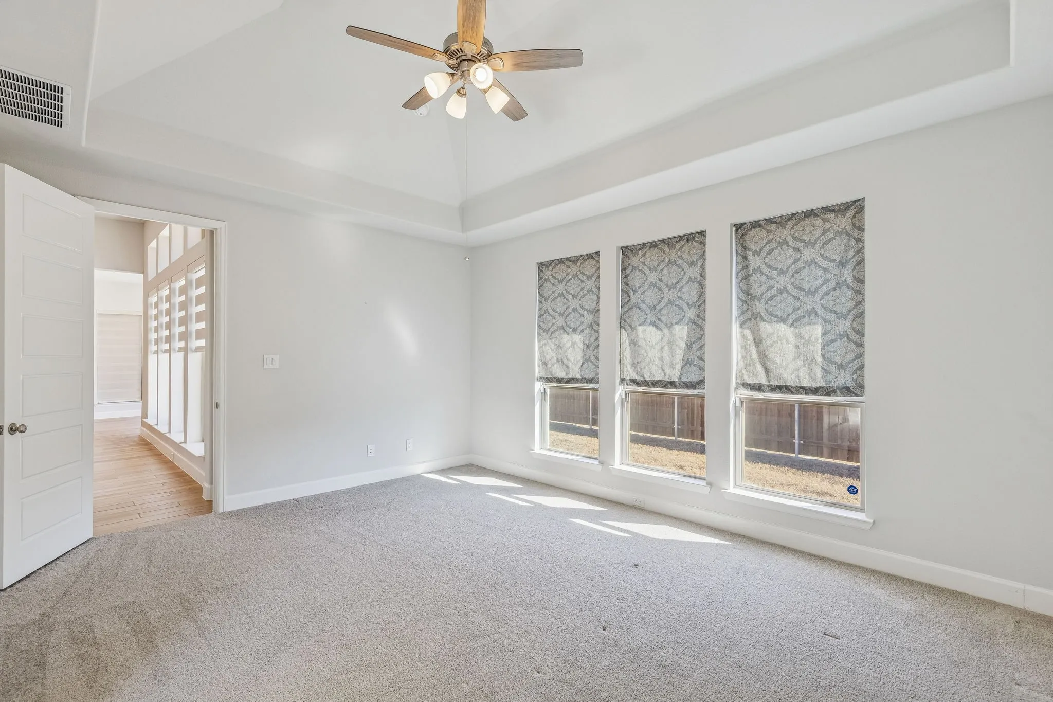 Single Family Residence For Rent in Denton County , 3300 Honey Suckle Lane, Little Elm, Texas 75068, 4 Bedroom, 4 Bathroom, 3 Garage spaces, 3,223 Sqft, built in 2022, mls#21403294, Real Estate Agent in Little Elm, Homes For Rent in Denton county, Homes For Rent in Little Elm, Realtor in Little Elm Texas, Real Estate Brokerage Independent Realty Texas, Luminita Cordes Realtor