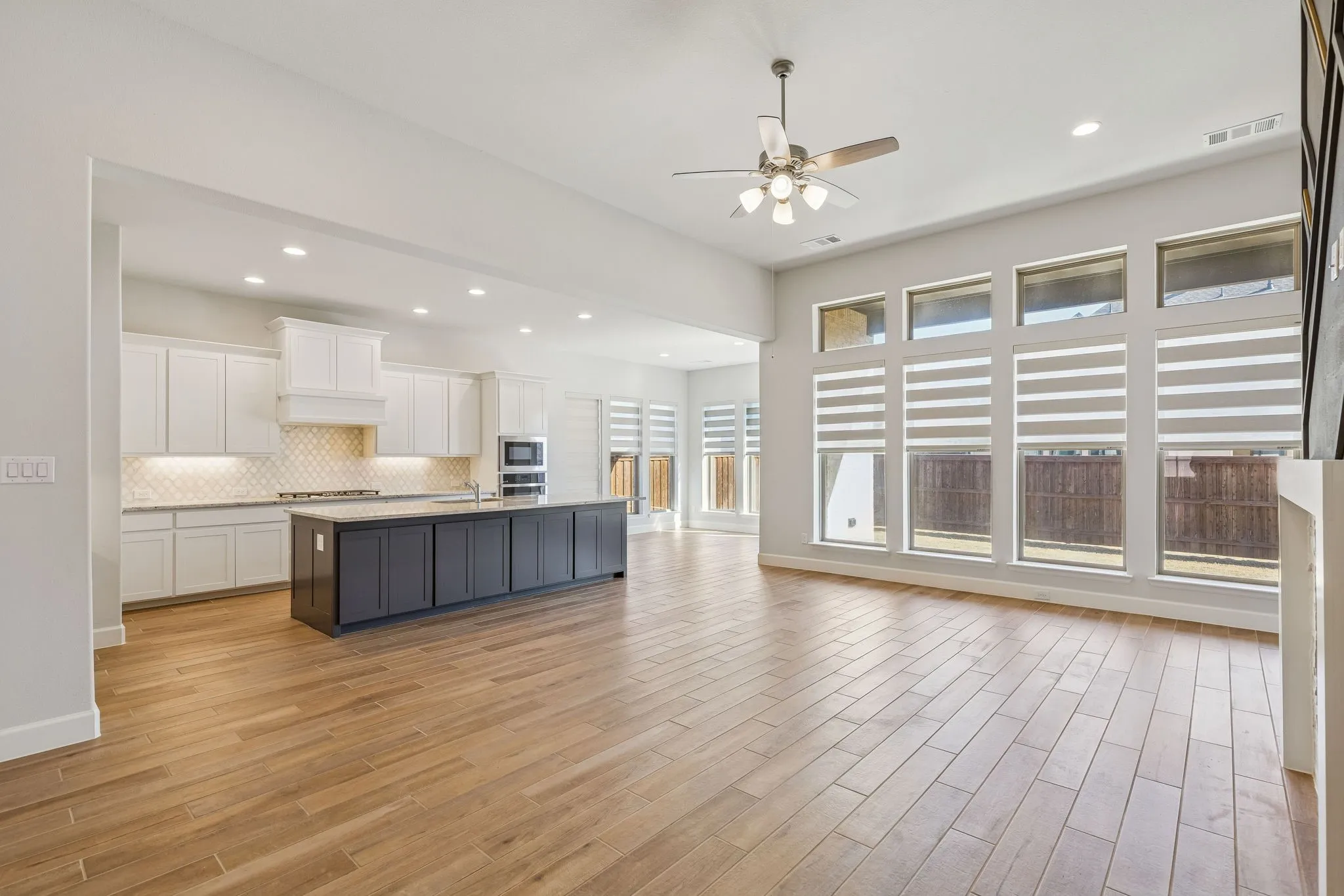 Single Family Residence For Rent in Denton County , 3300 Honey Suckle Lane, Little Elm, Texas 75068, 4 Bedroom, 4 Bathroom, 3 Garage spaces, 3,223 Sqft, built in 2022, mls#21403294, Real Estate Agent in Little Elm, Homes For Rent in Denton county, Homes For Rent in Little Elm, Realtor in Little Elm Texas, Real Estate Brokerage Independent Realty Texas, Luminita Cordes Realtor