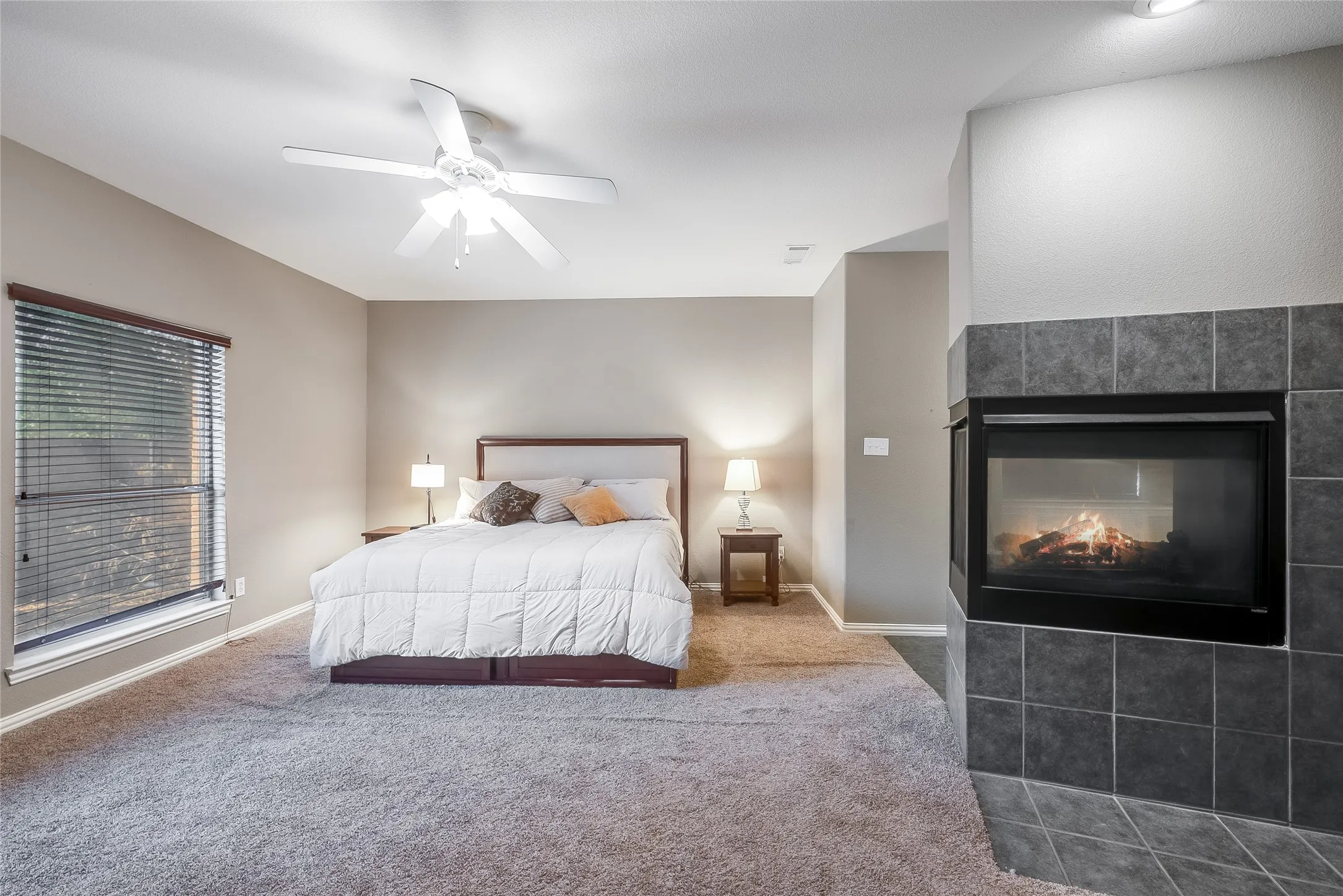 Single Family Residence For Sale in Denton County , 8753 Cherry Lee Lane, Lantana, Texas 76226, 5 Bedroom, 4 Bathroom, 2 Garage spaces, 4,069 Sqft, built in 2004, mls#21394847, Real Estate Agent in Lantana, Homes For Sale in Denton county, Homes For Sale in Lantana, Realtor in Lantana Texas, Real Estate Brokerage Independent Realty Texas, Luminita Cordes Realtor