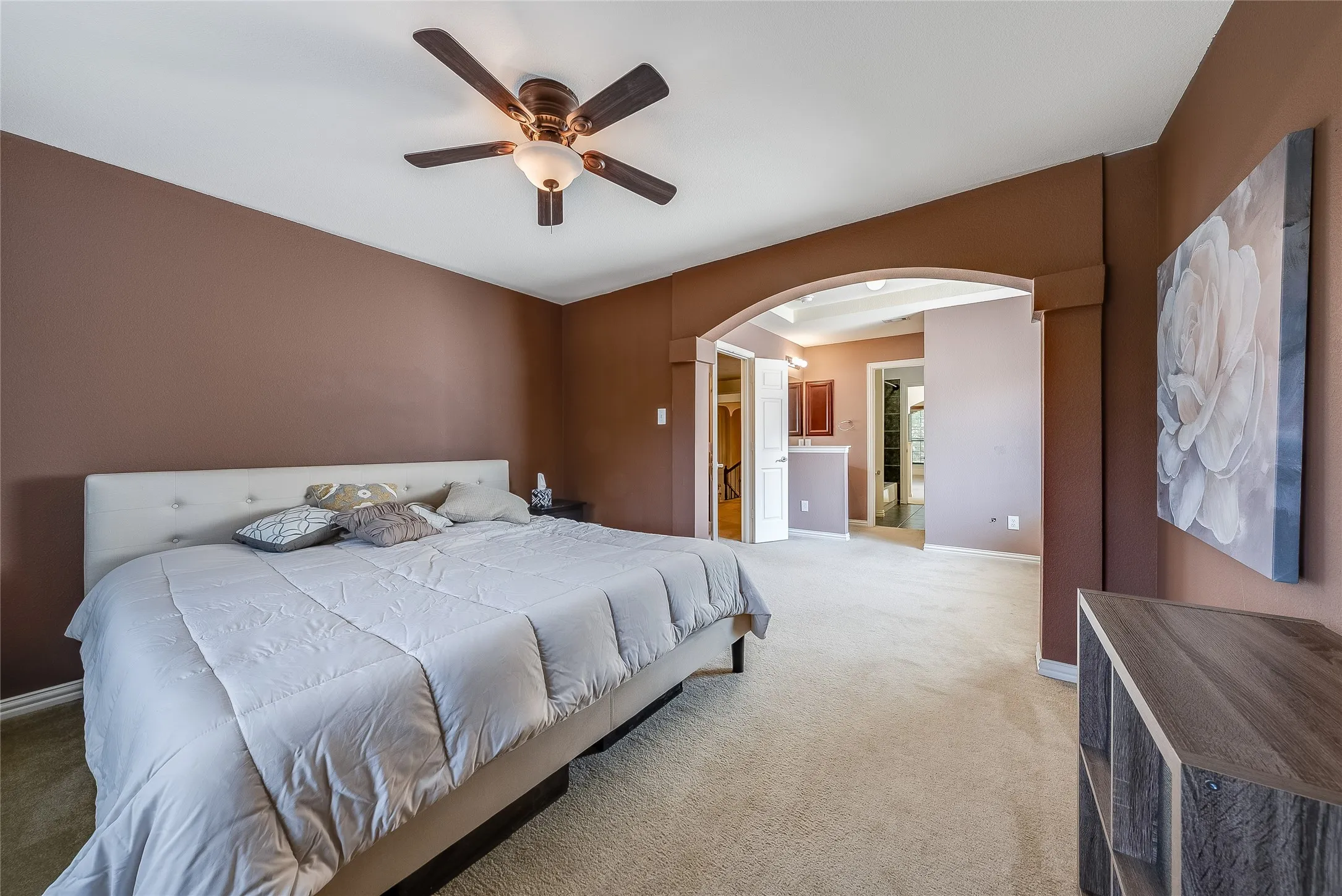 Bed 3 with sitting area