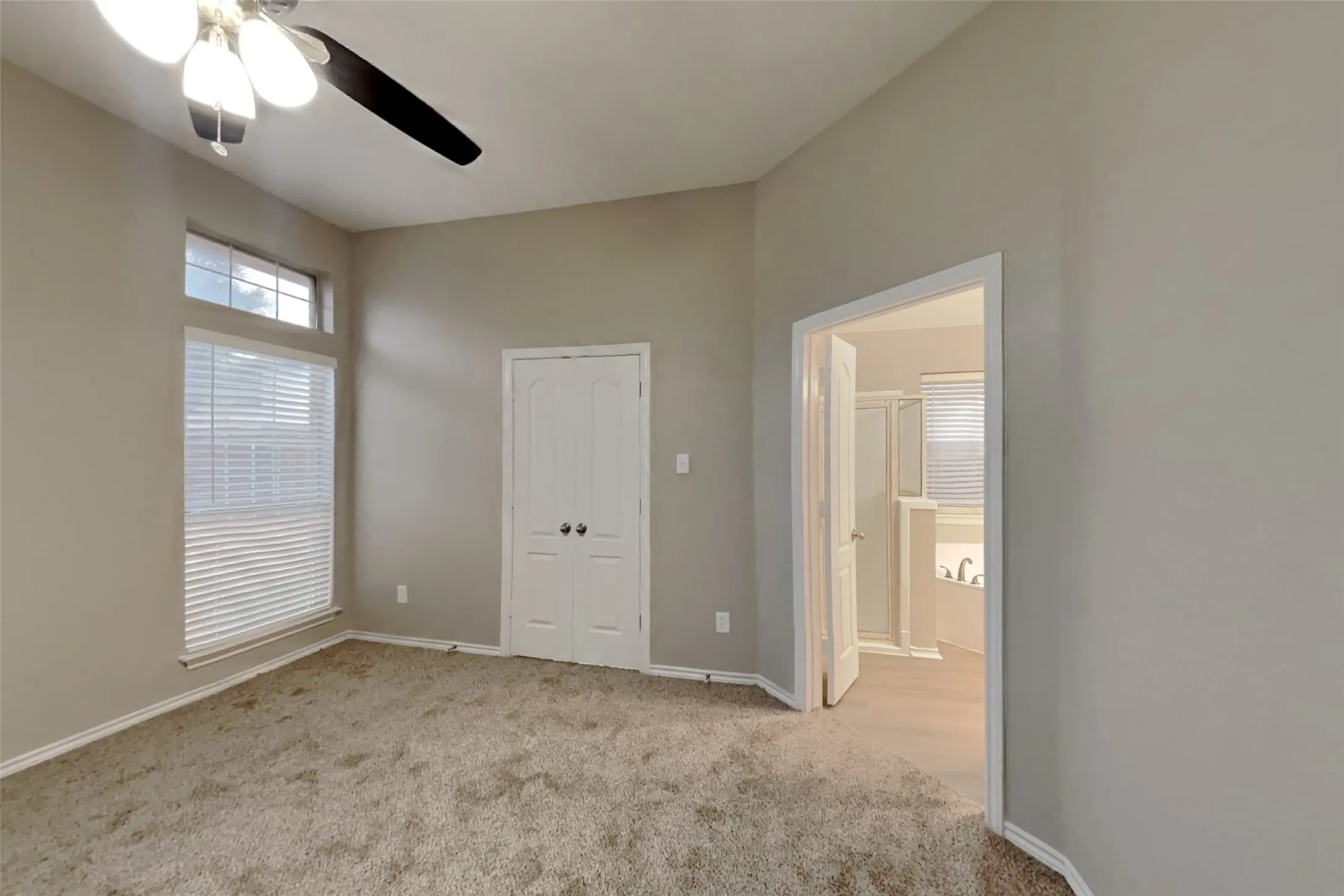 Single Family Residence For Rent in Tarrant County , 2988 Thames Trail, Fort Worth, Texas 76118, 3 Bedroom, 2 Bathroom, 2 Garage spaces, 1,705 Sqft, built in 1994, mls#21403475, Real Estate Agent in Fort Worth, Homes For Rent in Tarrant county, Homes For Rent in Fort Worth, Realtor in Fort Worth Texas, Real Estate Brokerage Independent Realty Texas, Luminita Cordes Realtor