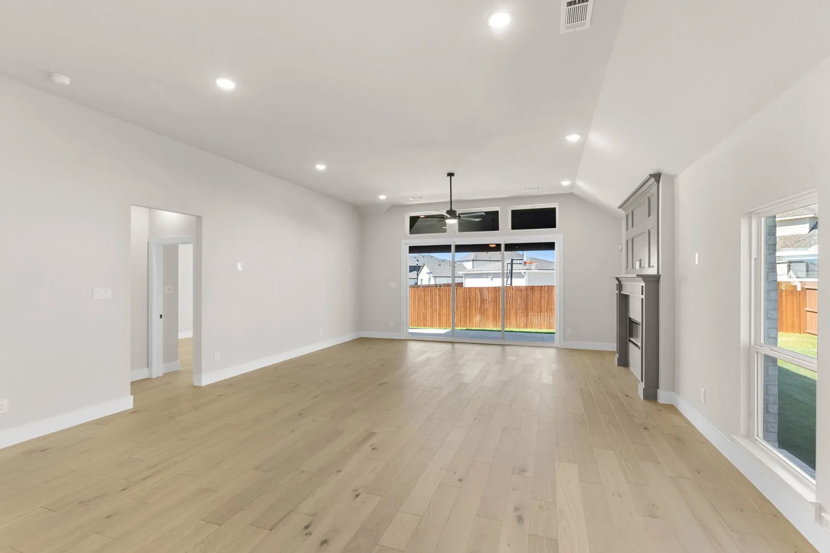 1633 Briarwood-Dining-2