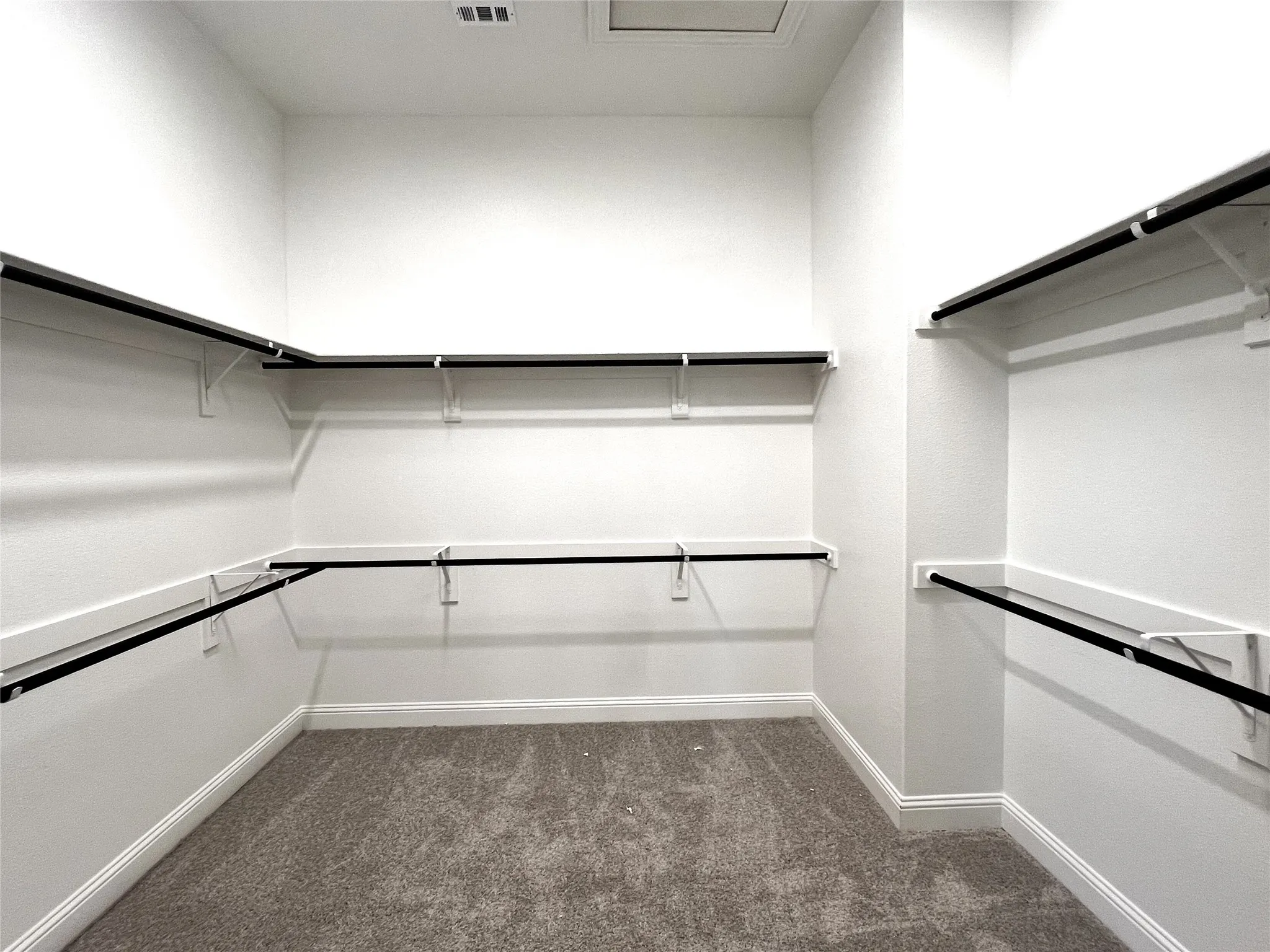 Single Family Residence For Rent in Tarrant County , 5952 Halls Lake Loop, Fort Worth, Texas 76179, 4 Bedroom, 4 Bathroom, 2 Garage spaces, 3,290 Sqft, built in 2024, mls#21403477, Real Estate Agent in Fort Worth, Homes For Rent in Tarrant county, Homes For Rent in Fort Worth, Realtor in Fort Worth Texas, Real Estate Brokerage Independent Realty Texas, Luminita Cordes Realtor