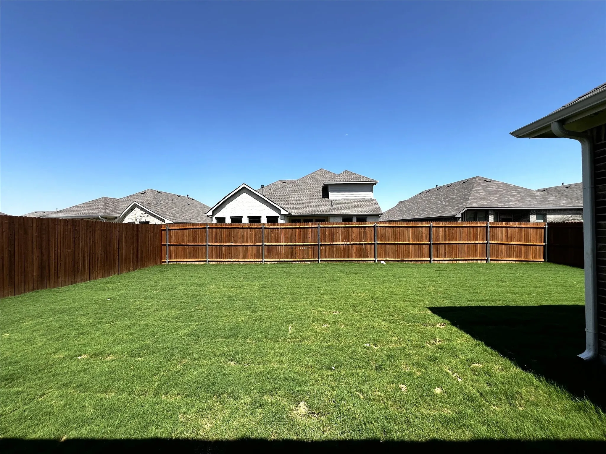 Single Family Residence For Rent in Tarrant County , 5952 Halls Lake Loop, Fort Worth, Texas 76179, 4 Bedroom, 4 Bathroom, 2 Garage spaces, 3,290 Sqft, built in 2024, mls#21403477, Real Estate Agent in Fort Worth, Homes For Rent in Tarrant county, Homes For Rent in Fort Worth, Realtor in Fort Worth Texas, Real Estate Brokerage Independent Realty Texas, Luminita Cordes Realtor
