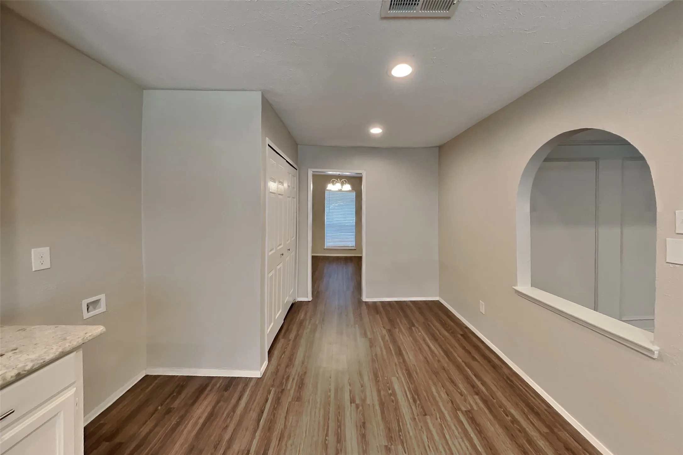 Single Family Residence For Rent in Collin County , 1205 Harvest Glen Drive, Plano, Texas 75023, 3 Bedroom, 2 Bathroom, 2 Garage spaces, 1,828 Sqft, built in 1974, mls#21403480, Real Estate Agent in Plano, Homes For Rent in Collin county, Homes For Rent in Plano, Realtor in Plano Texas, Real Estate Brokerage Independent Realty Texas, Luminita Cordes Realtor